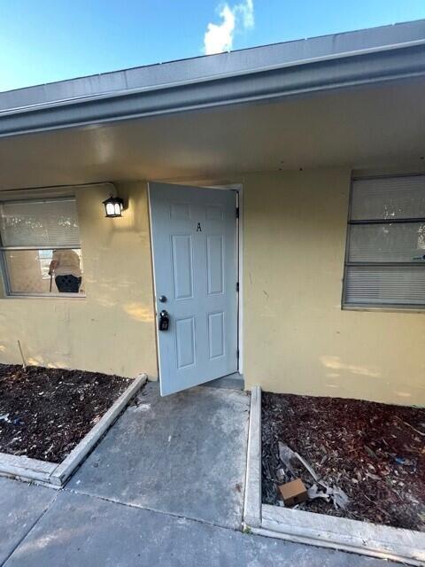 1130 N F #A, Lake Worth FL 33460