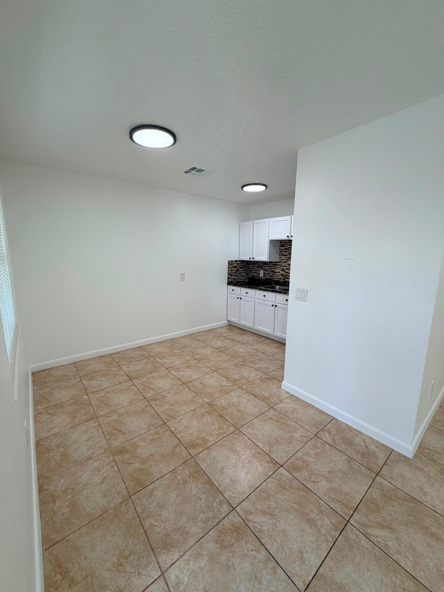 1130 N F #A, Lake Worth FL 33460