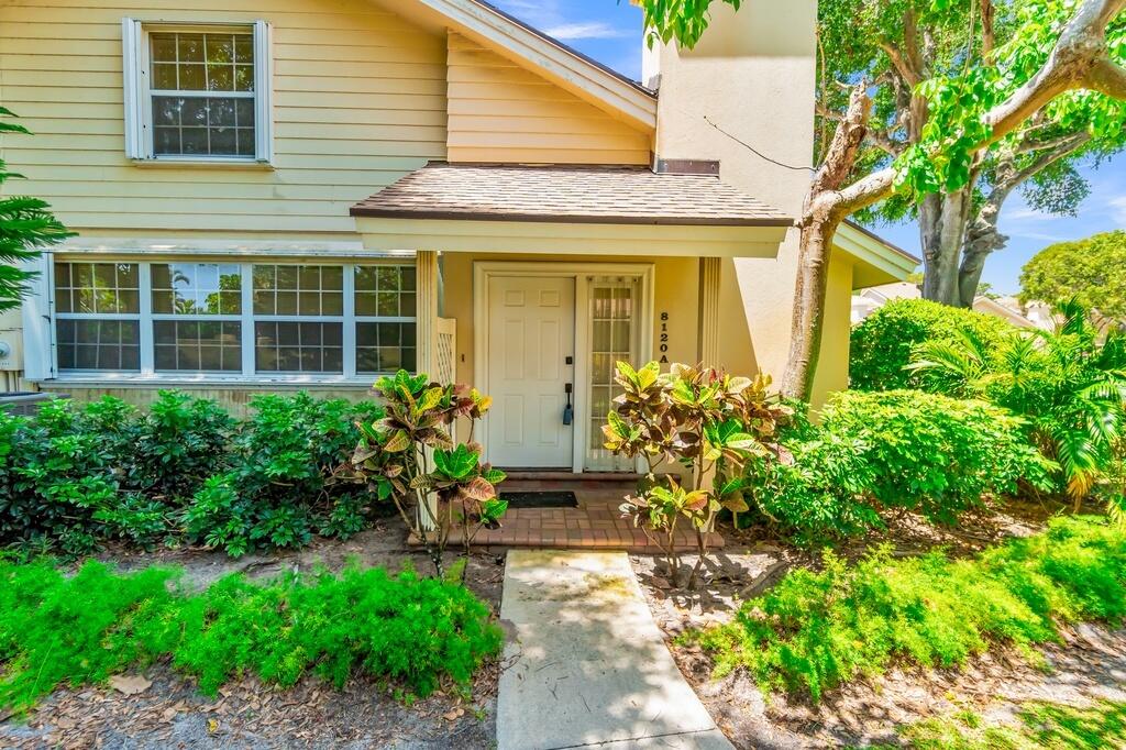 8120 NORTHBORO #20A, Lake Clarke Shores FL 33406