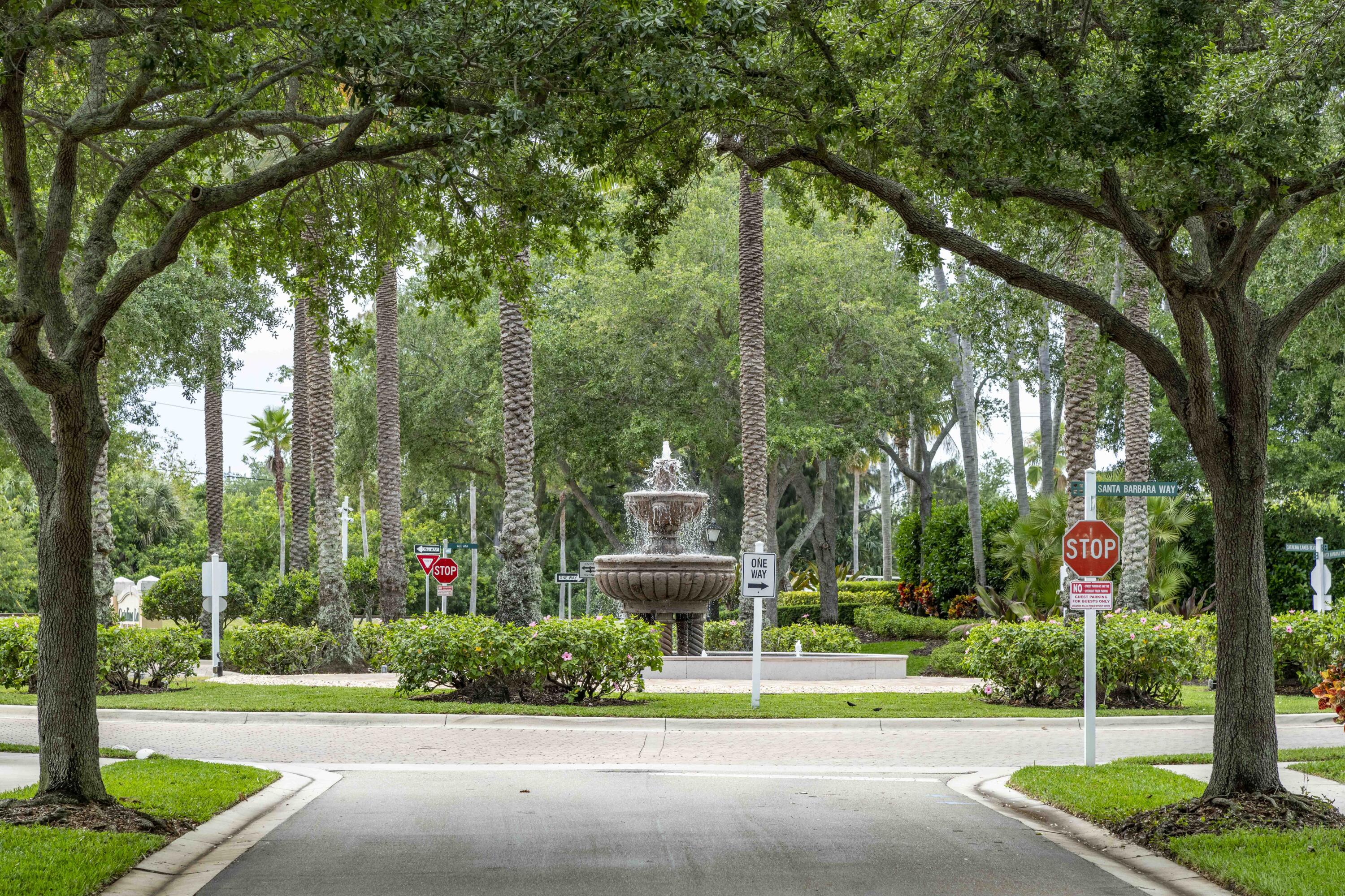154 SANTA BARBARA, Palm Beach Gardens FL 33410