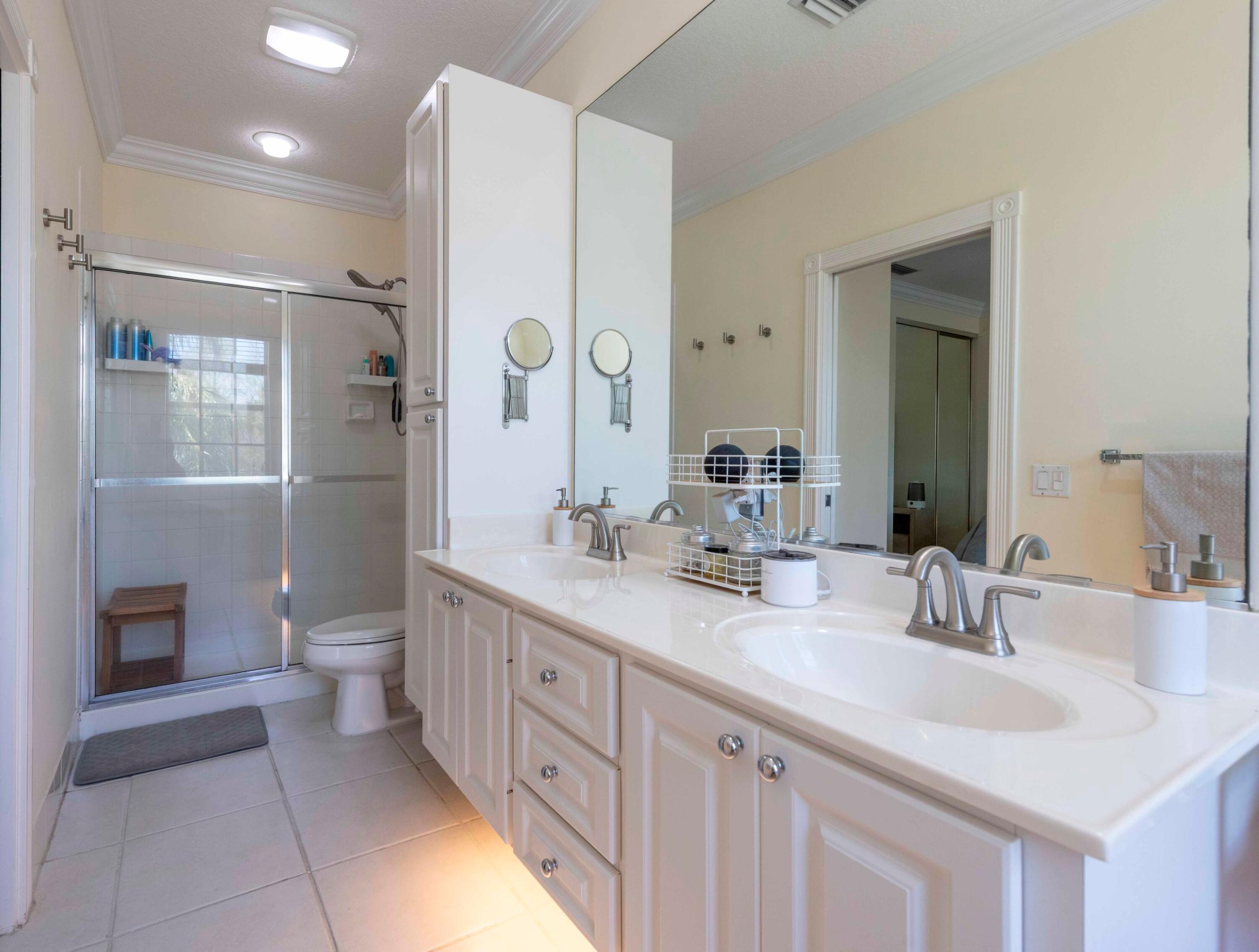 154 SANTA BARBARA, Palm Beach Gardens FL 33410