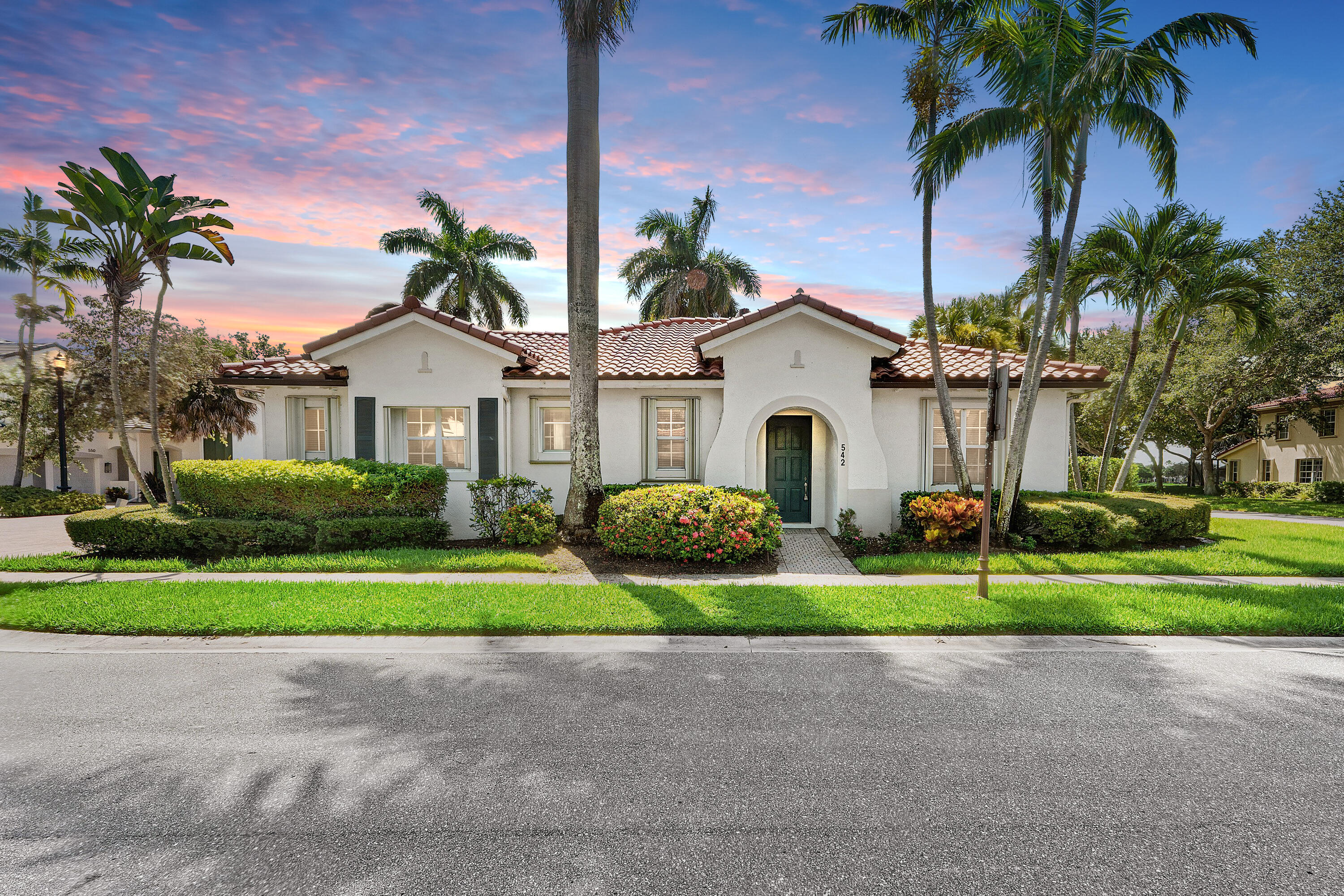 542 TOMAHAWK, Palm Beach Gardens FL 33410