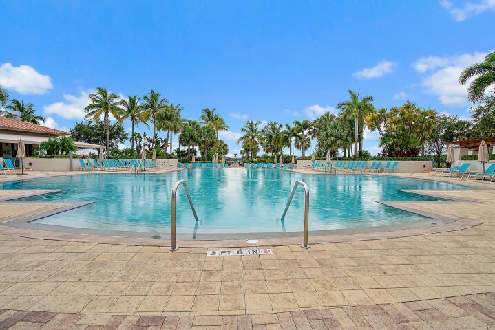 542 TOMAHAWK, Palm Beach Gardens FL 33410
