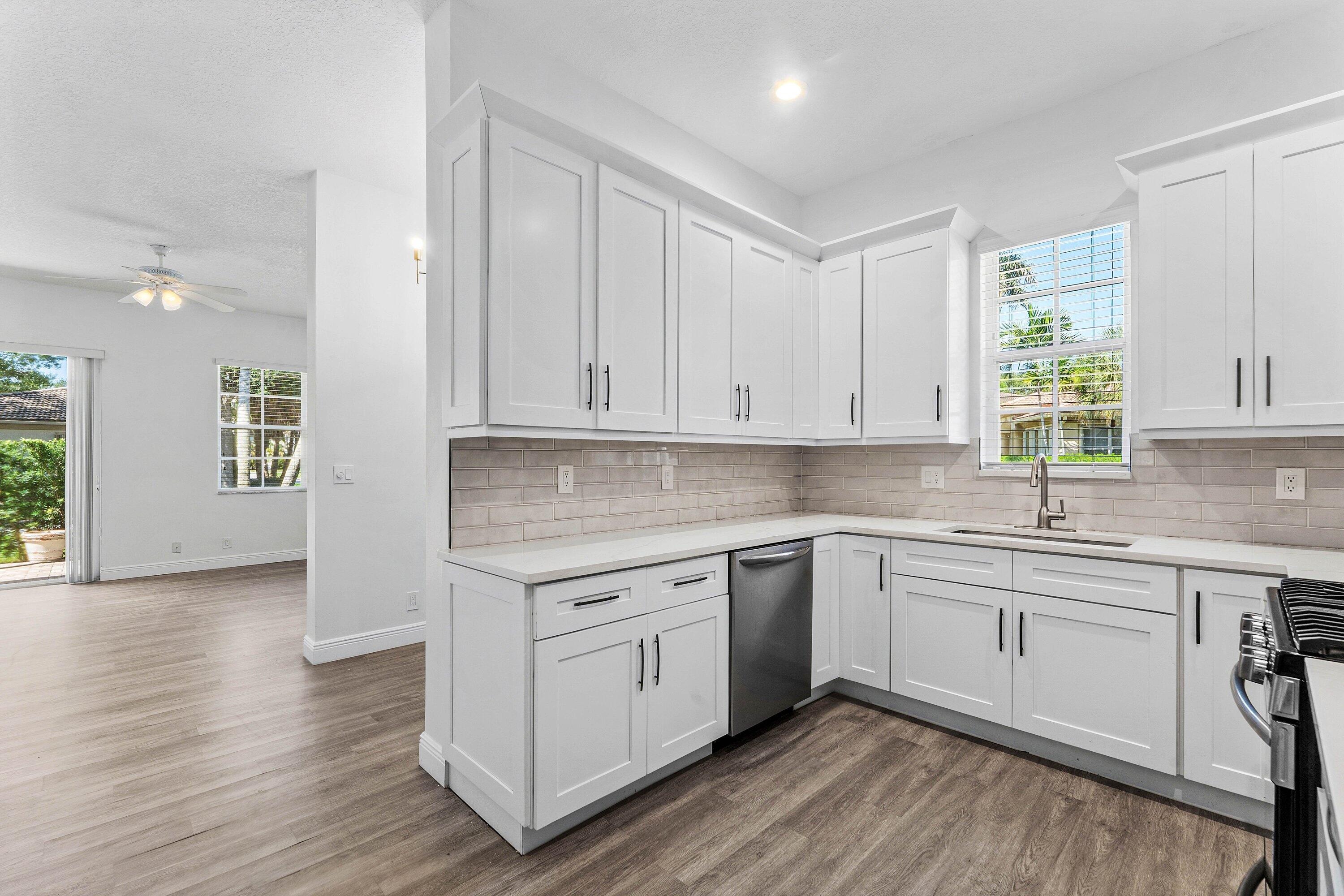 542 TOMAHAWK, Palm Beach Gardens FL 33410