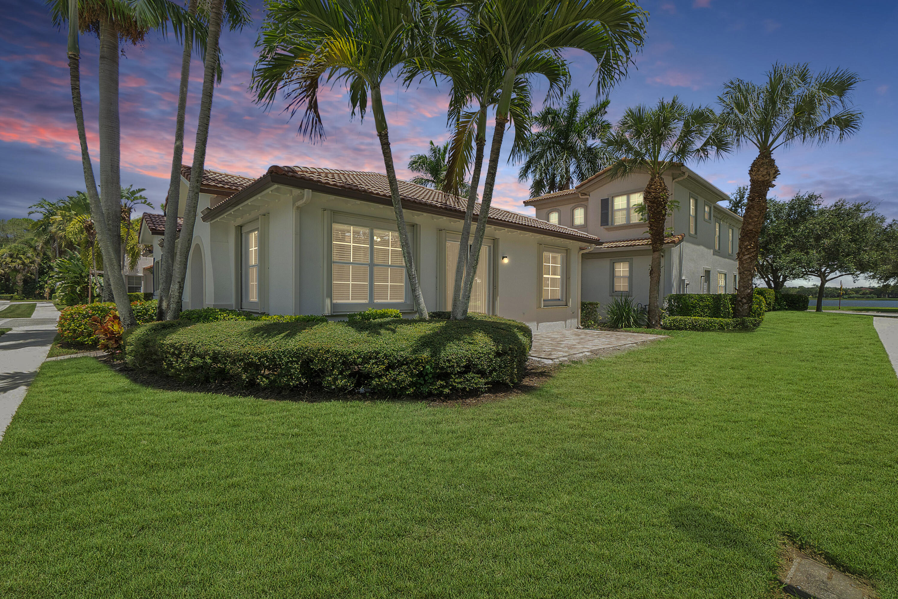 542 TOMAHAWK, Palm Beach Gardens FL 33410