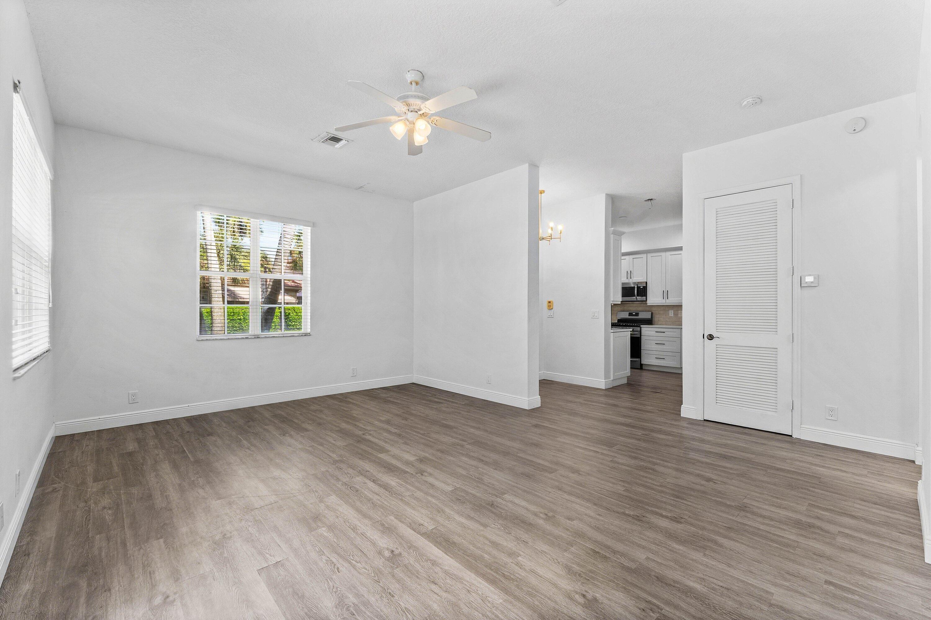 542 TOMAHAWK, Palm Beach Gardens FL 33410