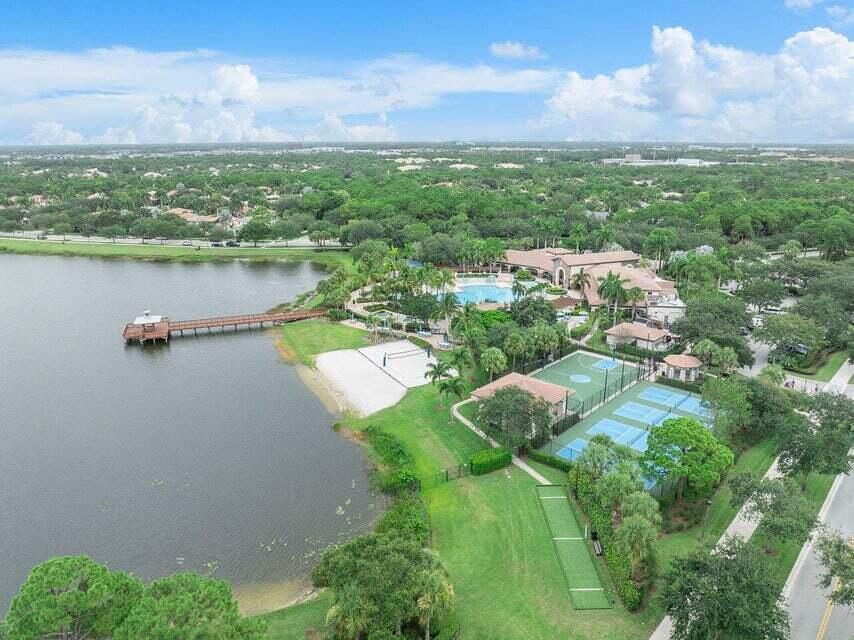 542 TOMAHAWK, Palm Beach Gardens FL 33410