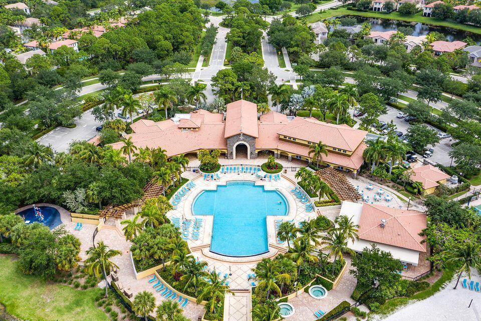 542 TOMAHAWK, Palm Beach Gardens FL 33410