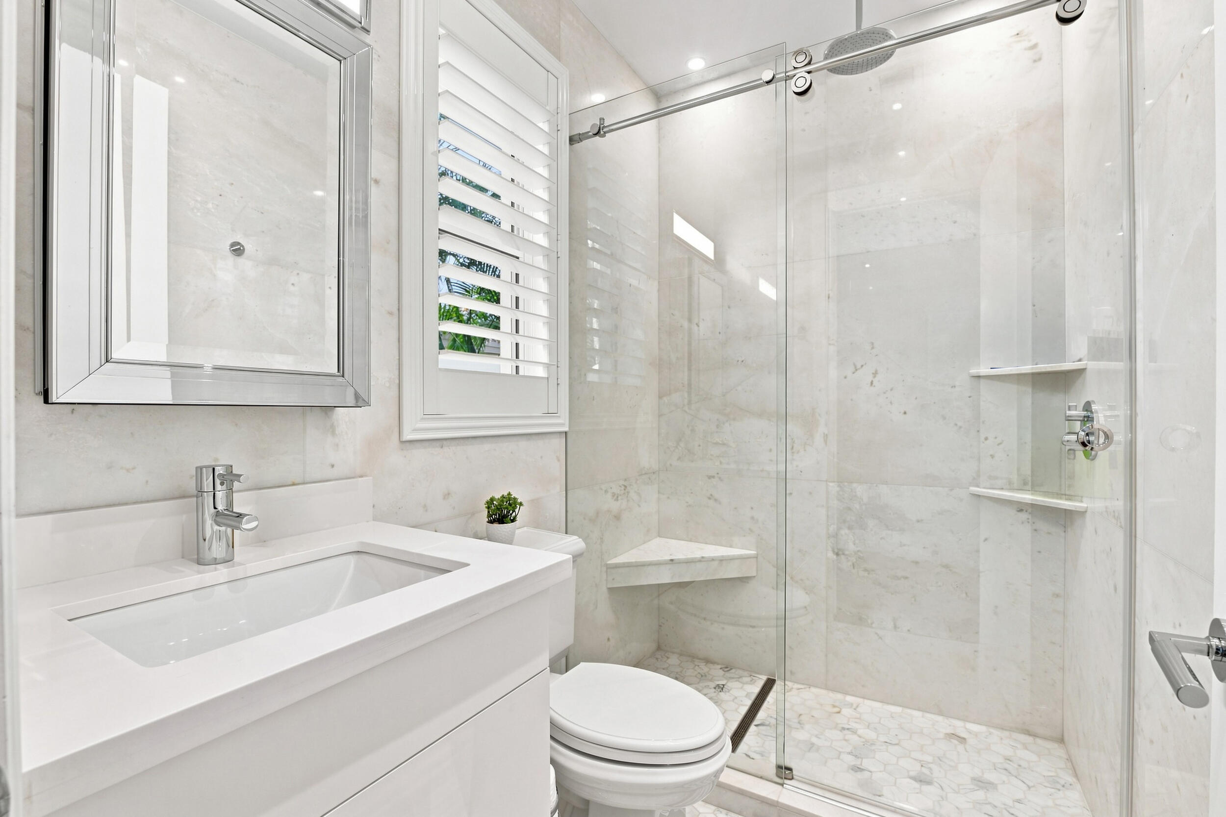 2009 NE 21ST, Fort Lauderdale FL 33305