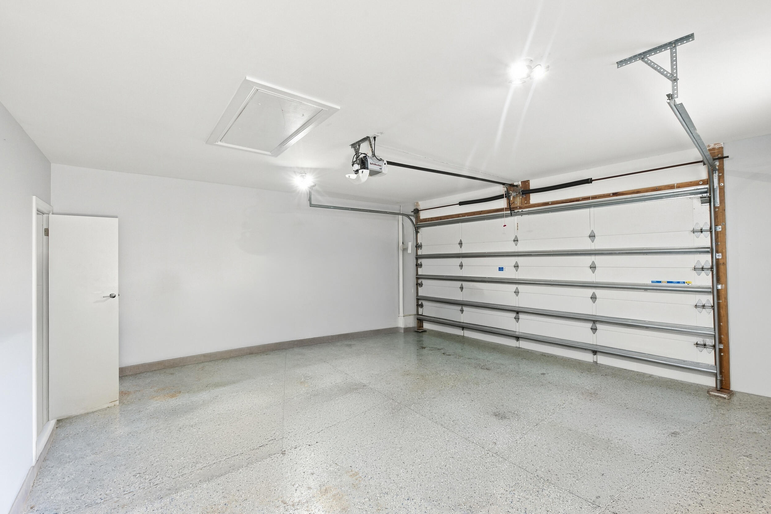 2009 NE 21ST, Fort Lauderdale FL 33305