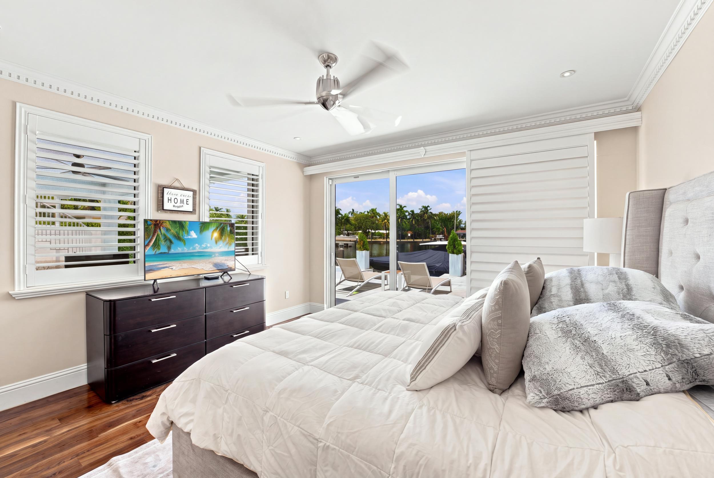2009 NE 21ST, Fort Lauderdale FL 33305