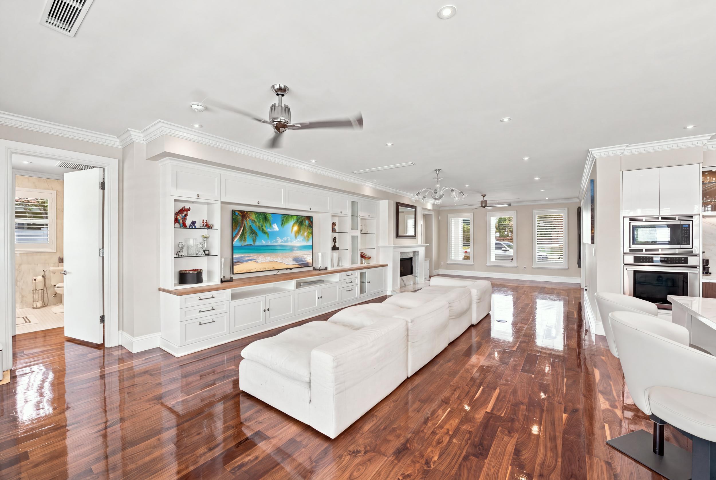 2009 NE 21ST, Fort Lauderdale FL 33305