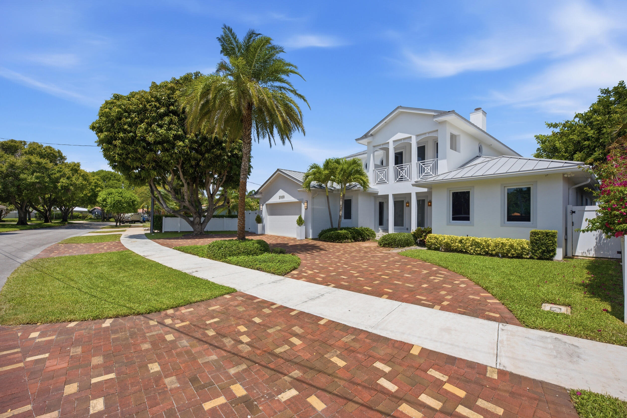 2009 NE 21ST, Fort Lauderdale FL 33305