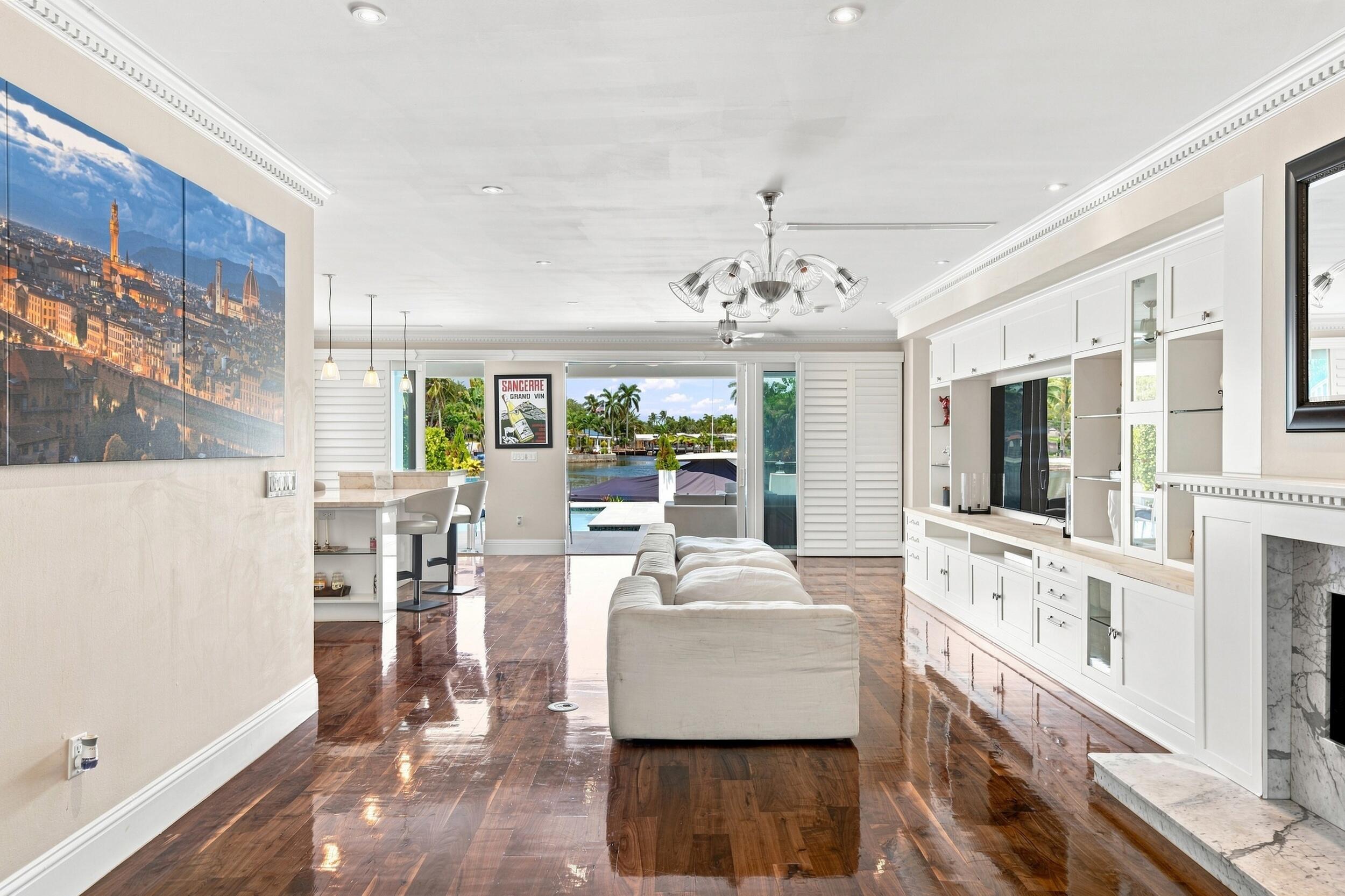 2009 NE 21ST, Fort Lauderdale FL 33305