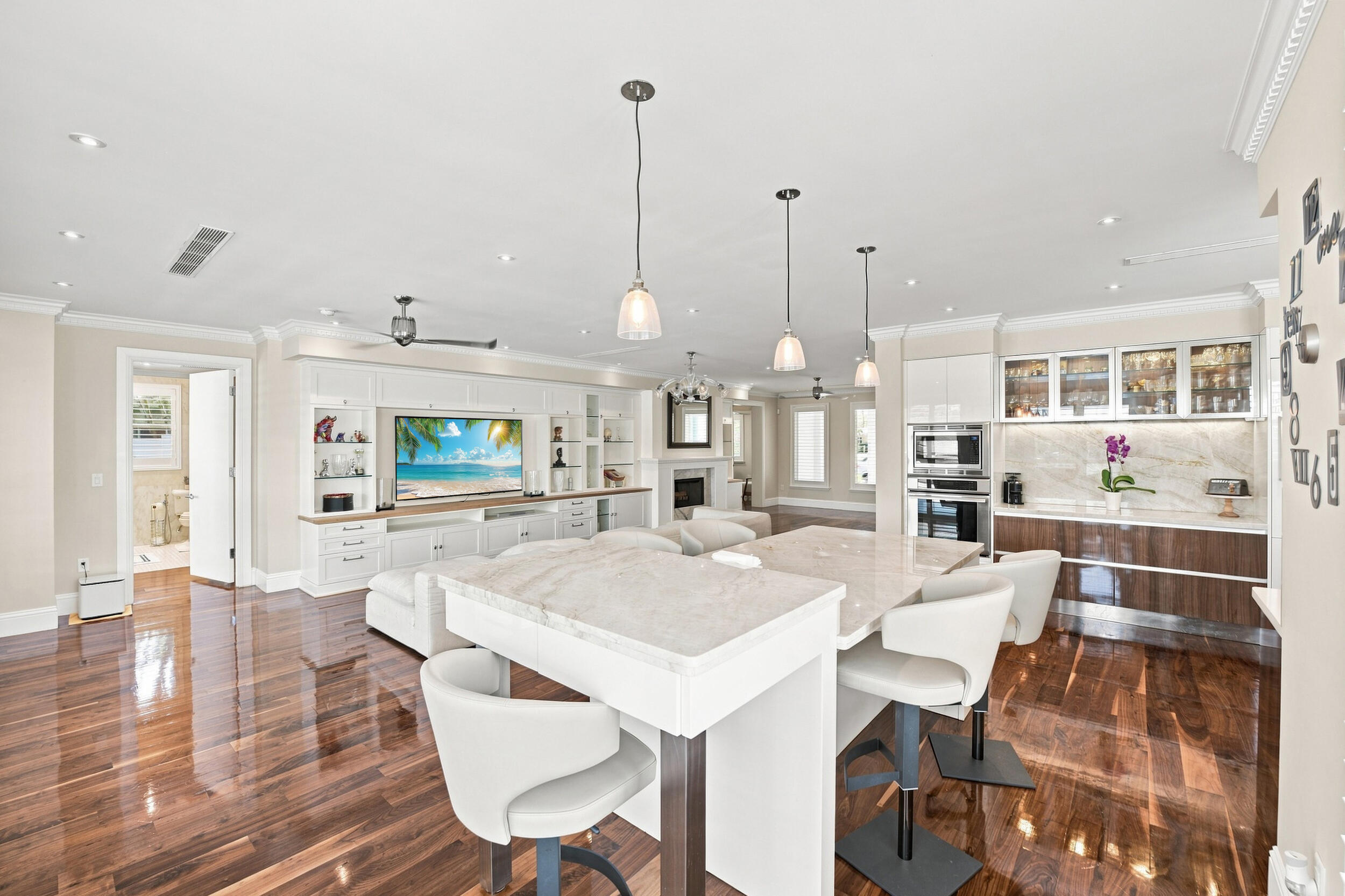 2009 NE 21ST, Fort Lauderdale FL 33305