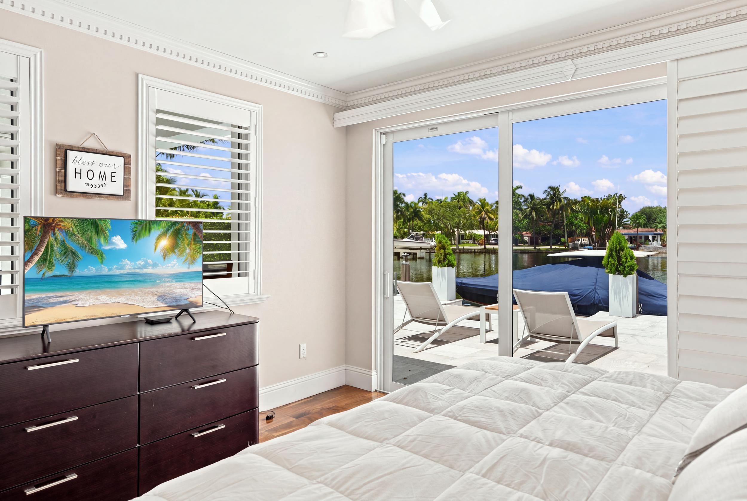 2009 NE 21ST, Fort Lauderdale FL 33305