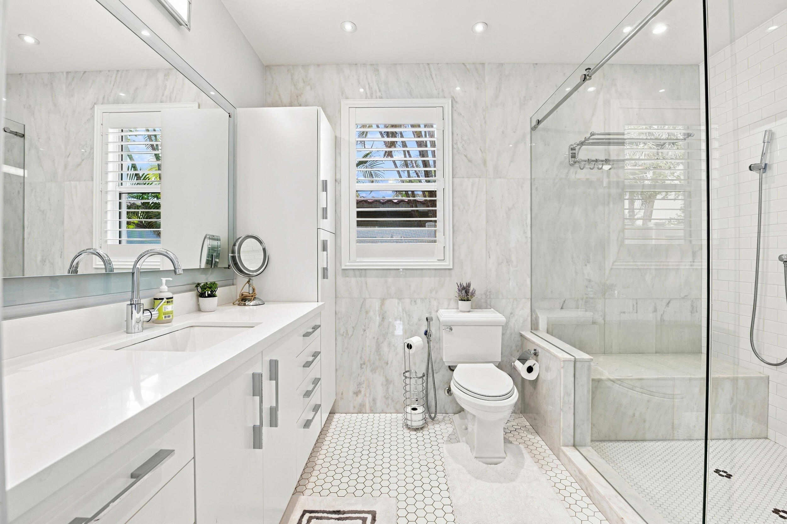 2009 NE 21ST, Fort Lauderdale FL 33305