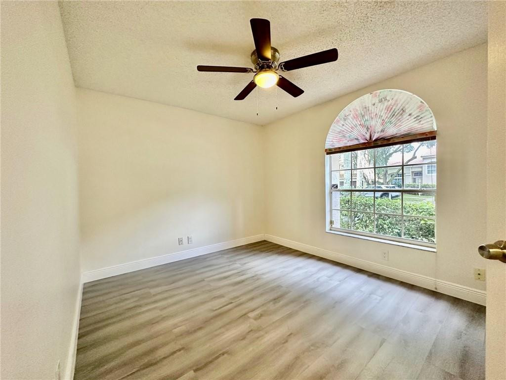2710 BOGOTA, Cooper City FL 33026