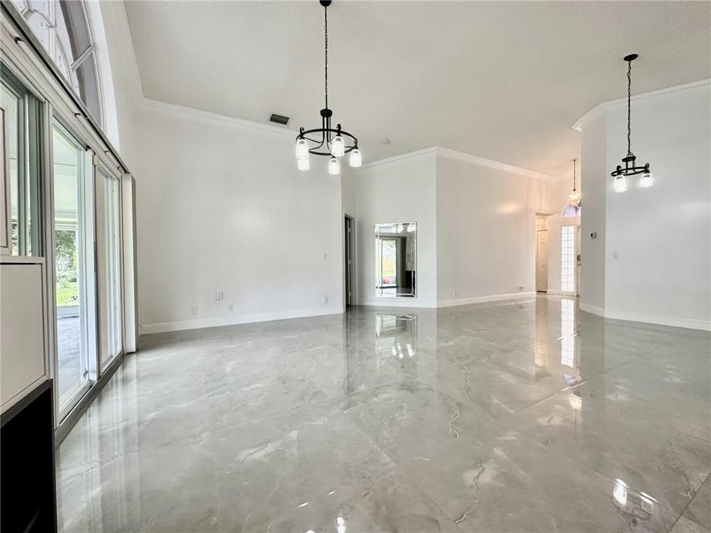 2710 BOGOTA, Cooper City FL 33026