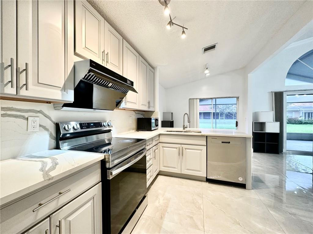 2710 BOGOTA, Cooper City FL 33026