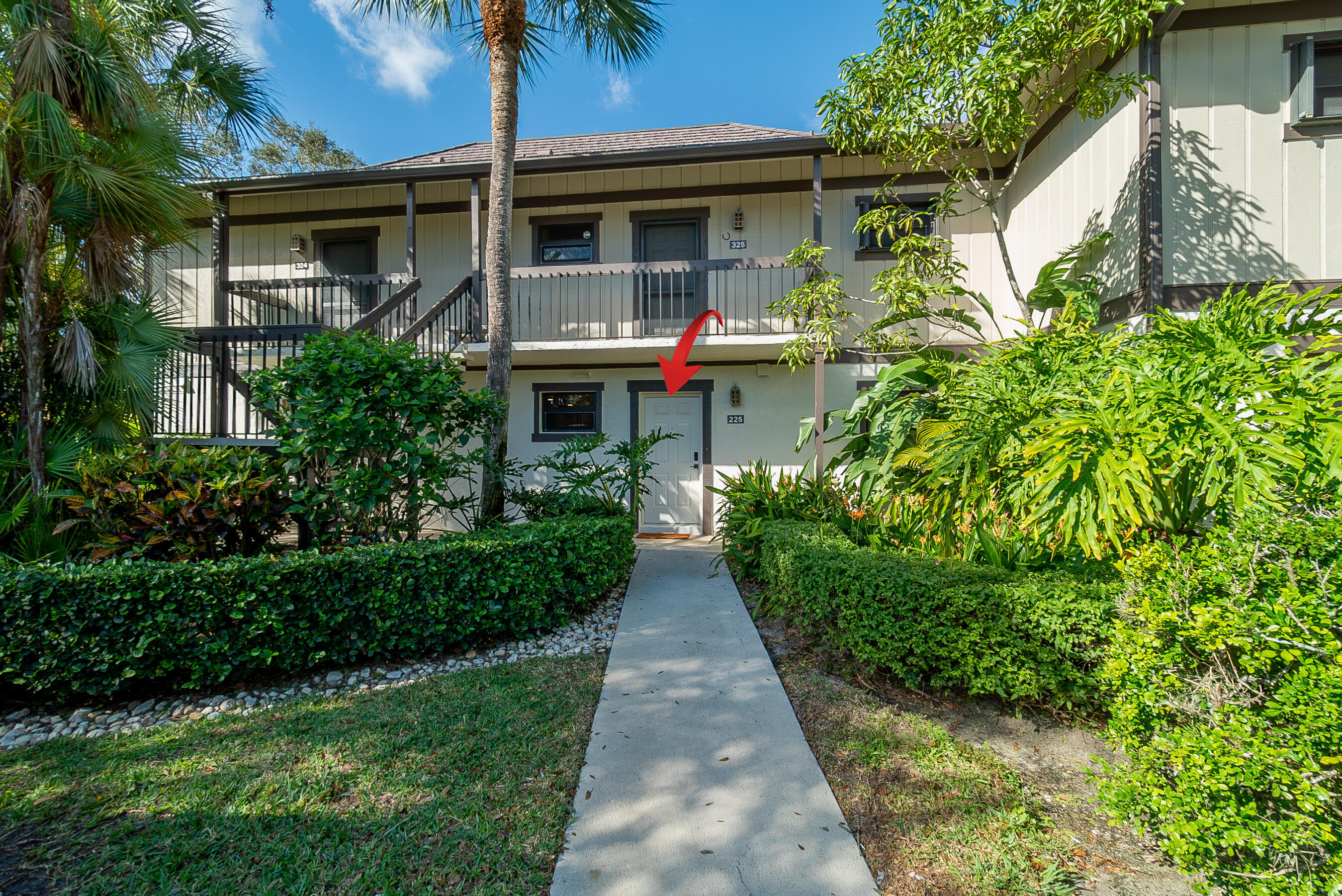 13334 Polo Club #224, Wellington FL 33414
