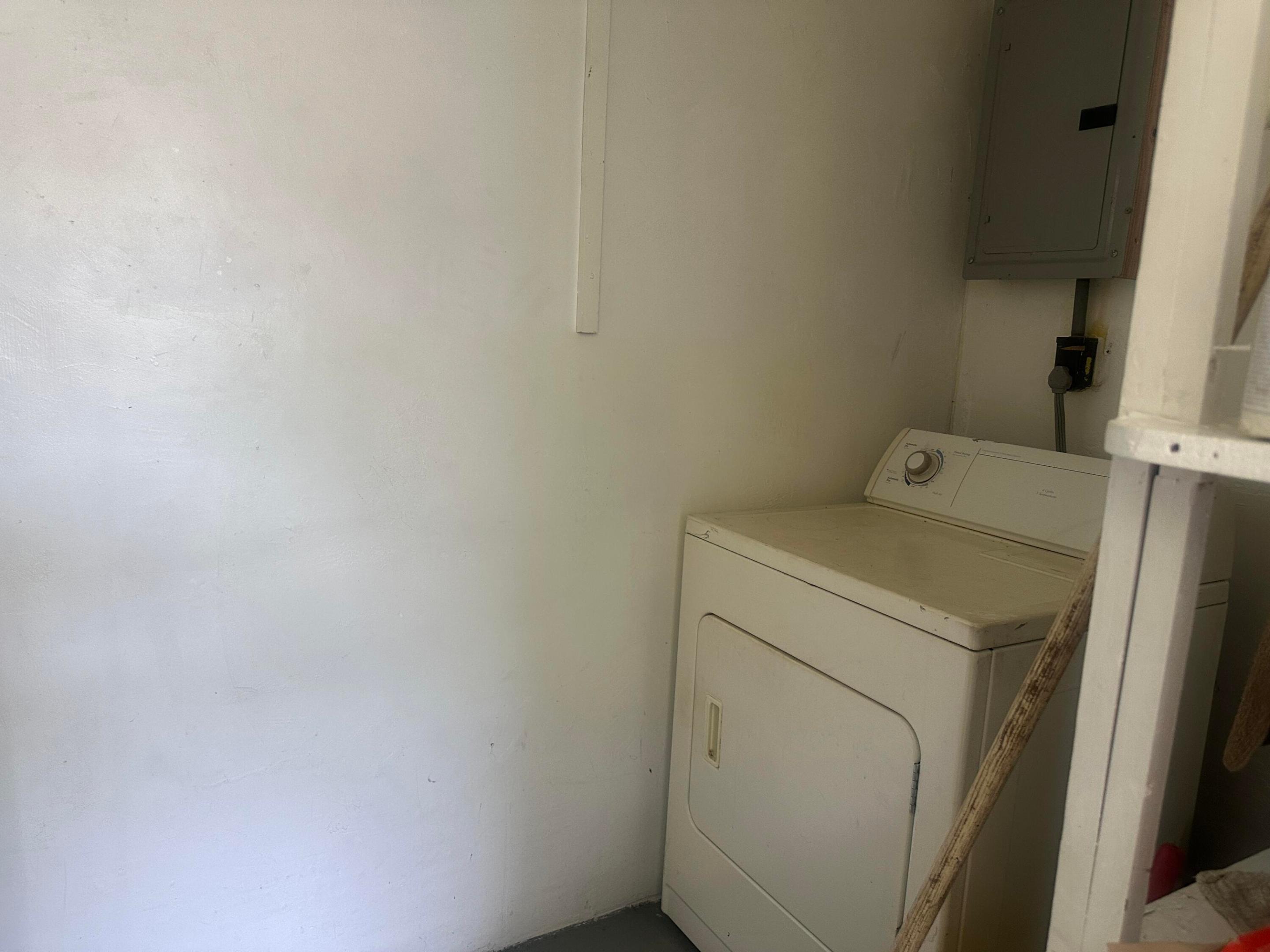 4120 NW 39TH, Lauderdale Lakes FL 33309