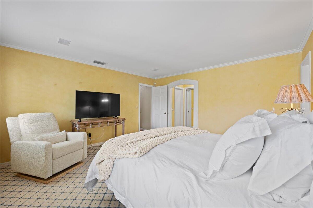1000 Country Club, North Palm Beach FL 33408