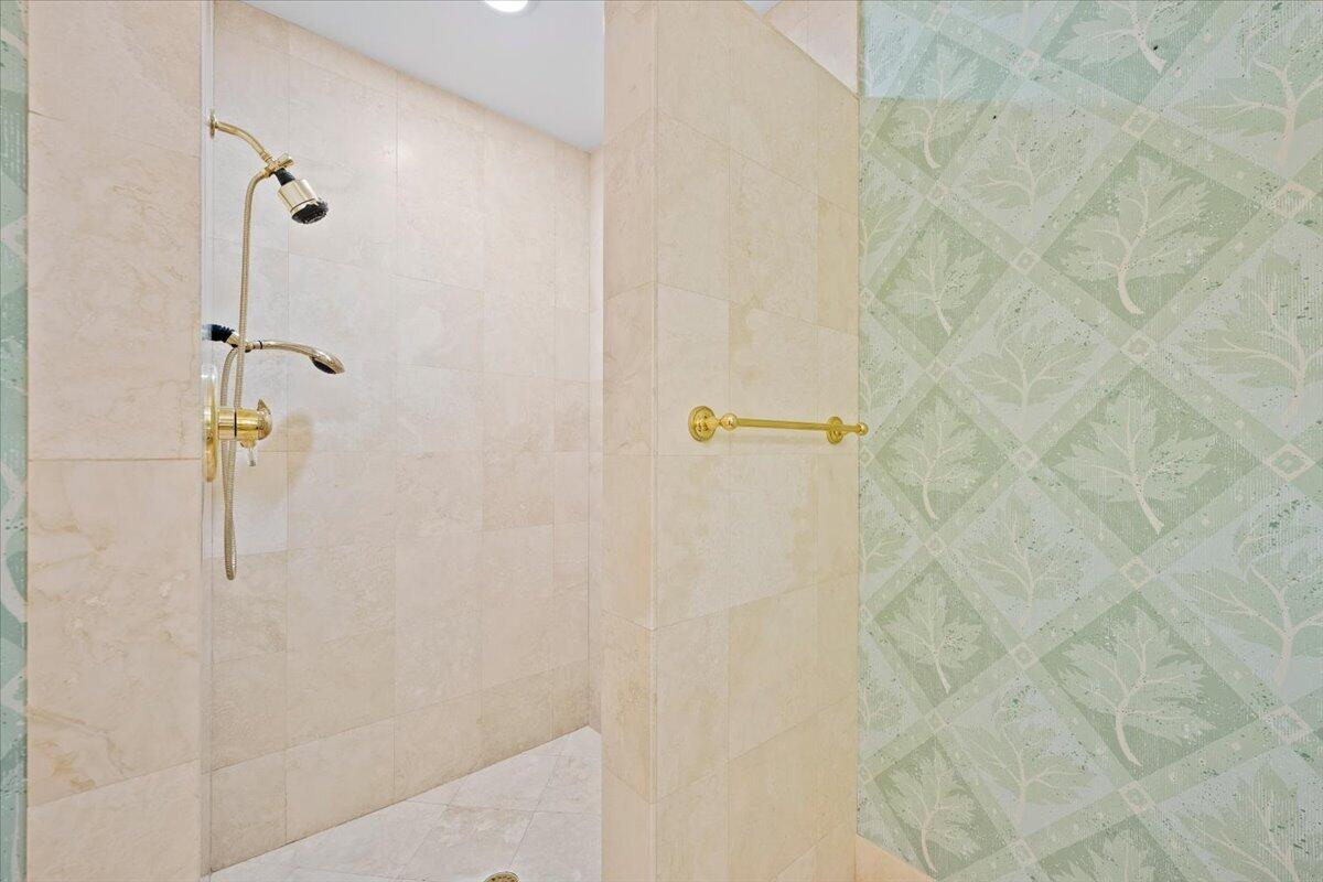 1000 Country Club, North Palm Beach FL 33408