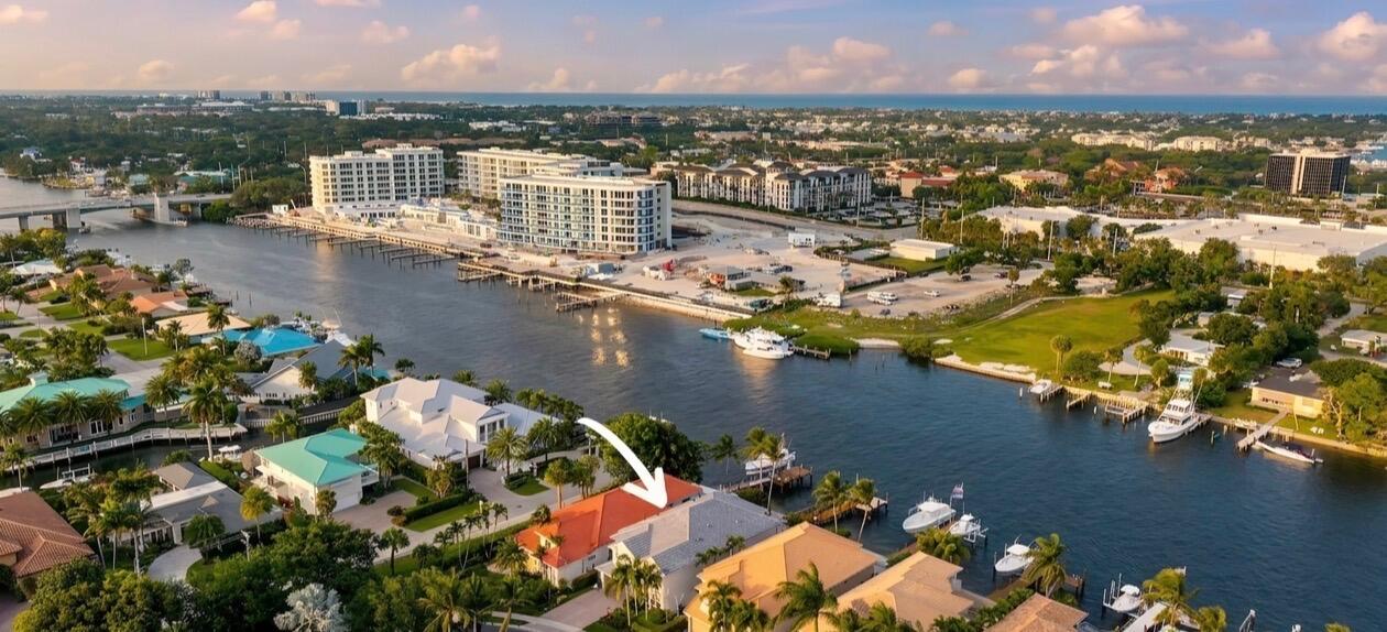 712 SANDY POINT, North Palm Beach FL 33410