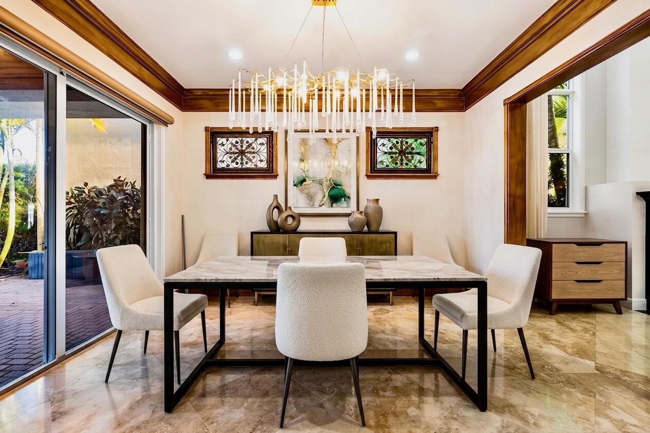 712 SANDY POINT, North Palm Beach FL 33410
