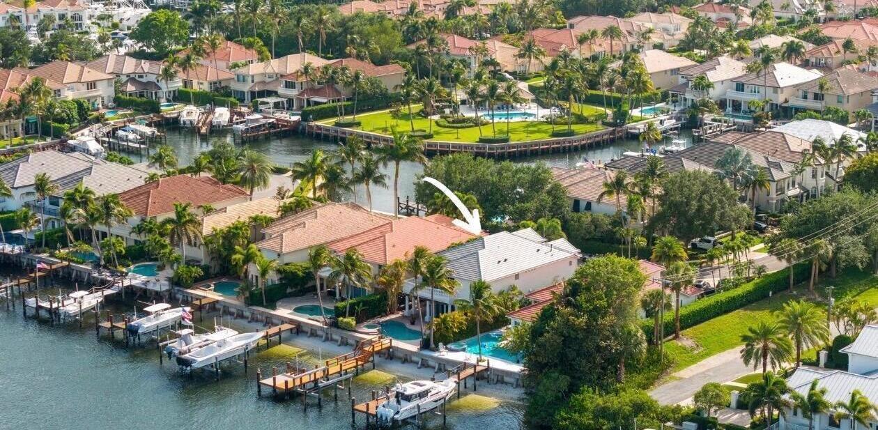 712 SANDY POINT, North Palm Beach FL 33410