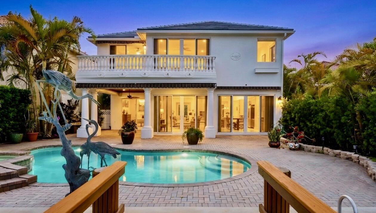 712 SANDY POINT, North Palm Beach FL 33410