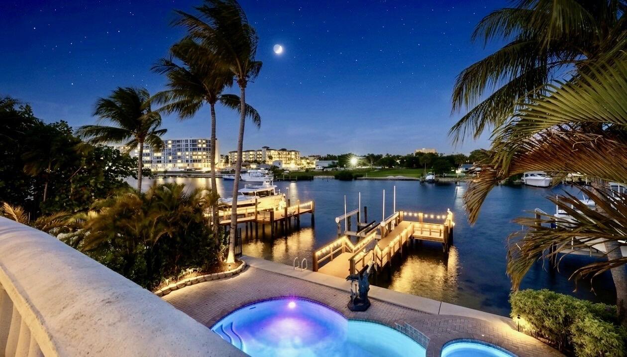 712 SANDY POINT, North Palm Beach FL 33410