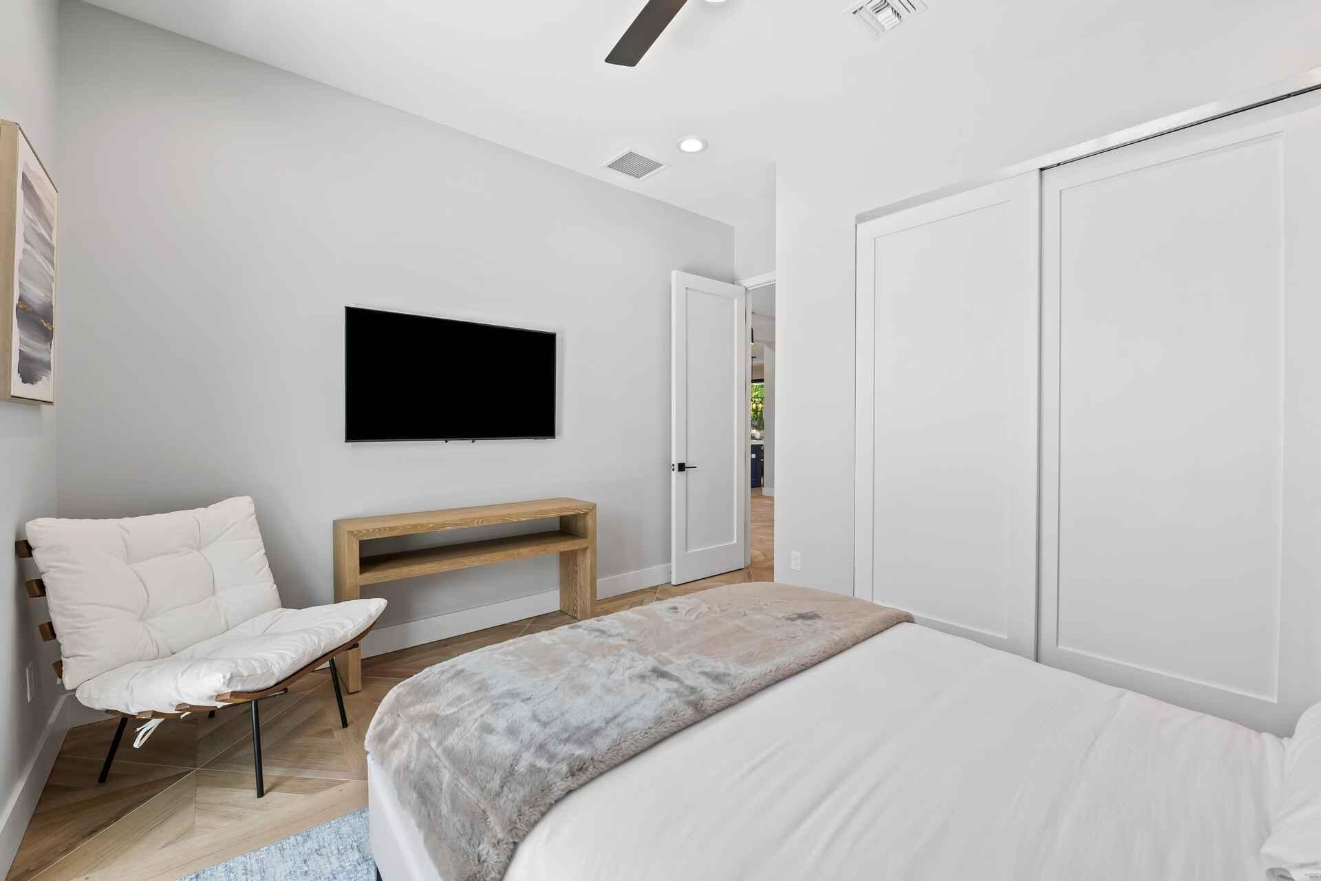 3400 NE 25th, Fort Lauderdale FL 33305