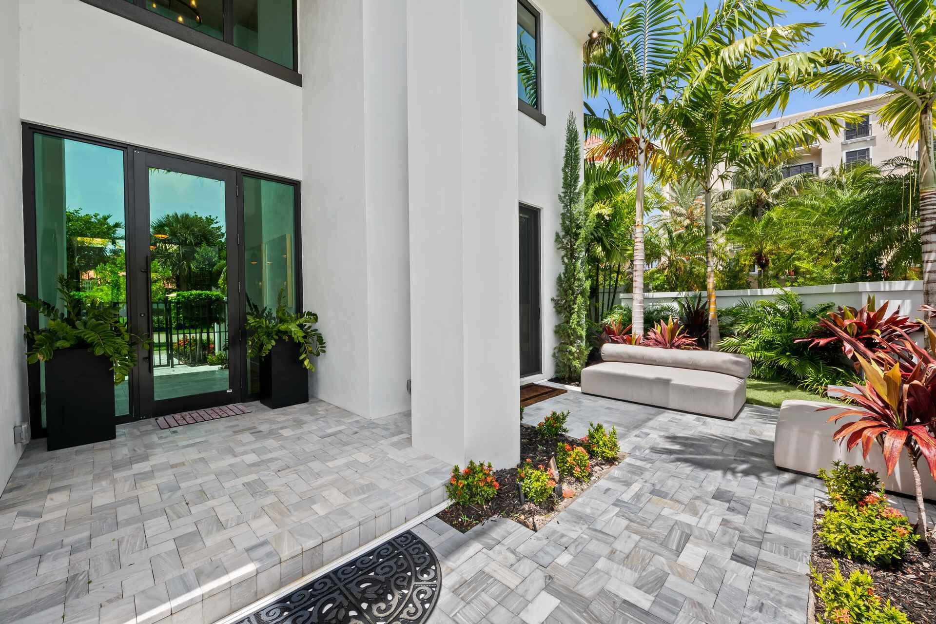 3400 NE 25th, Fort Lauderdale FL 33305