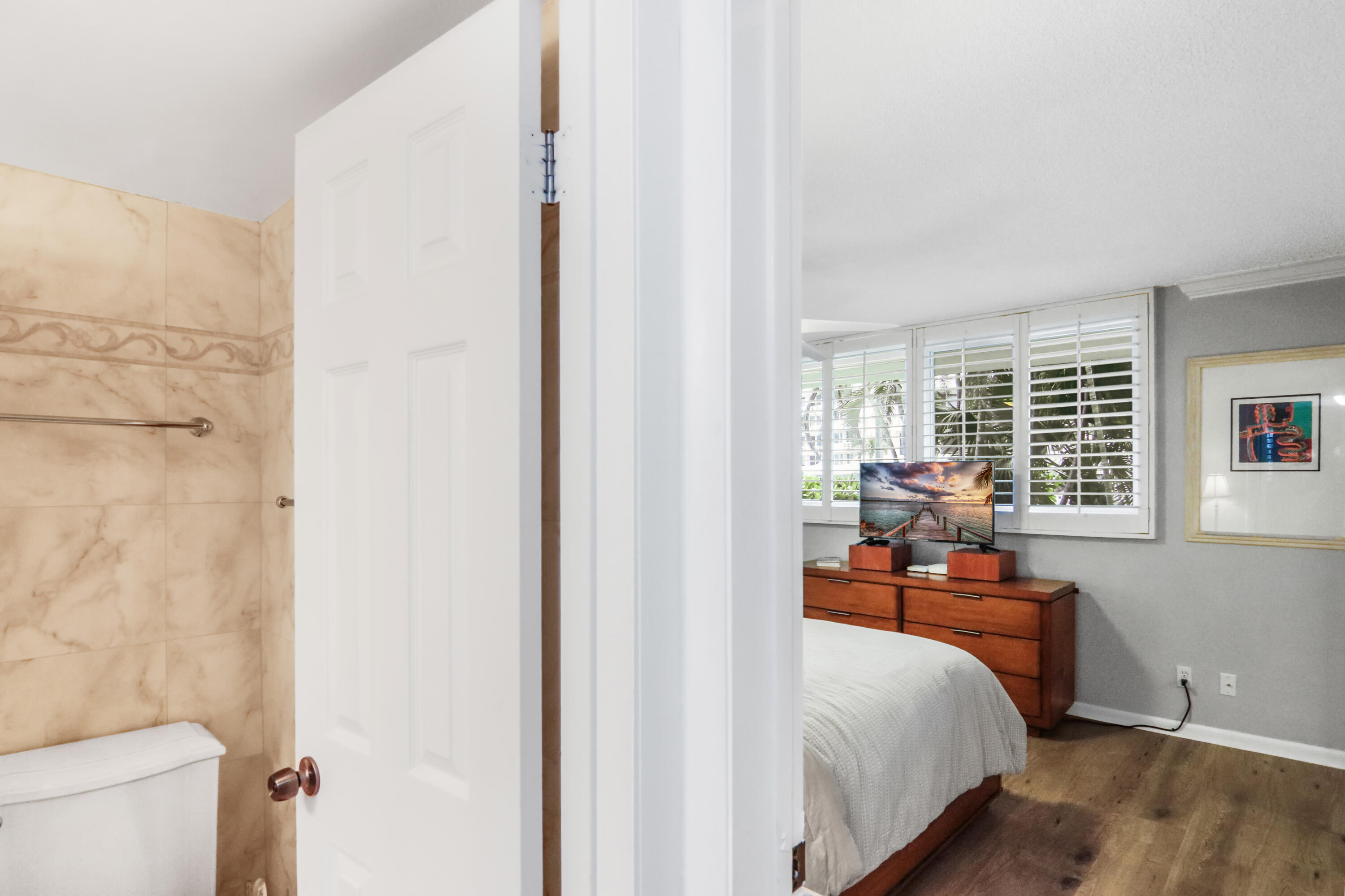 139 SUNRISE #101, Palm Beach FL 33480
