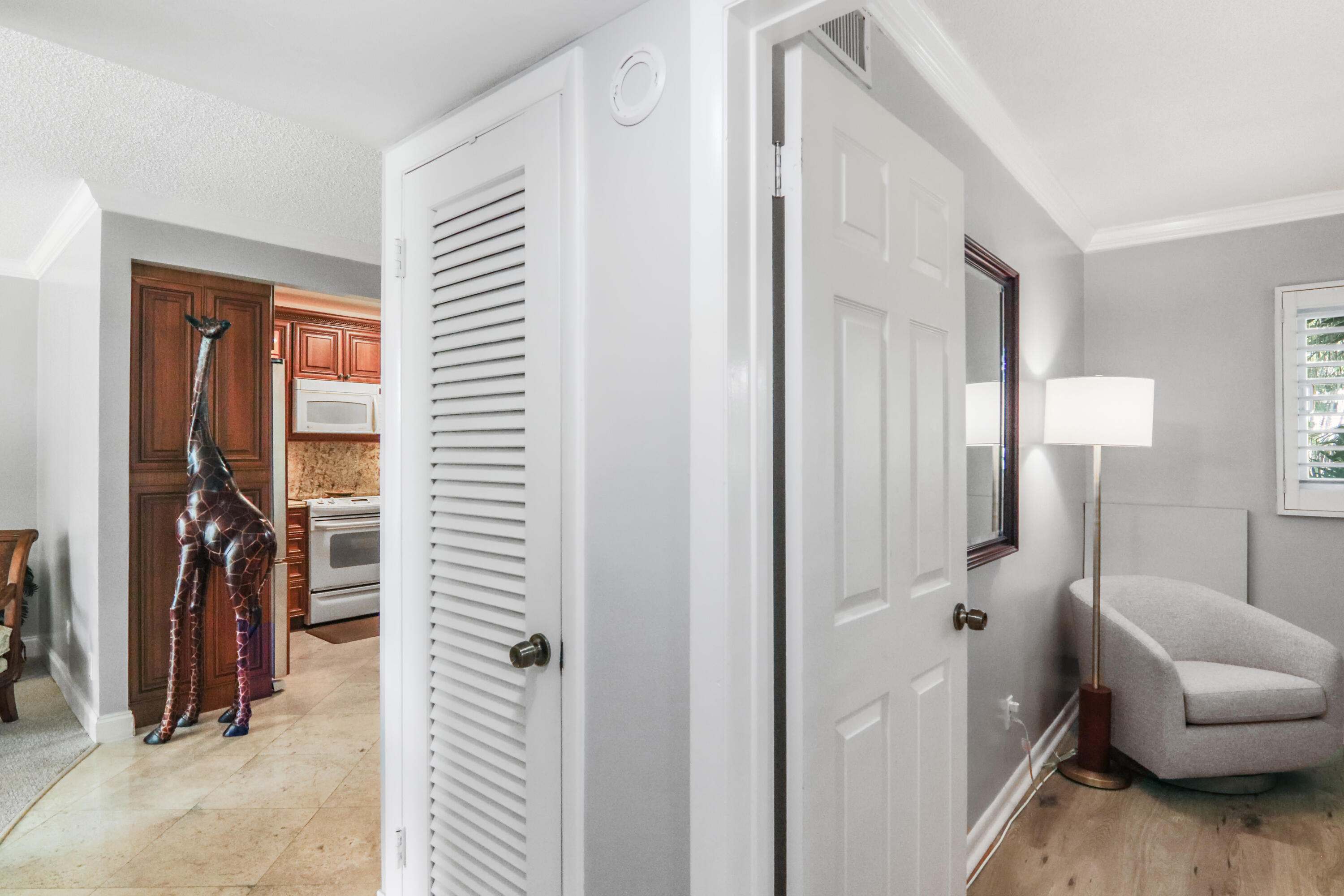 139 SUNRISE #101, Palm Beach FL 33480