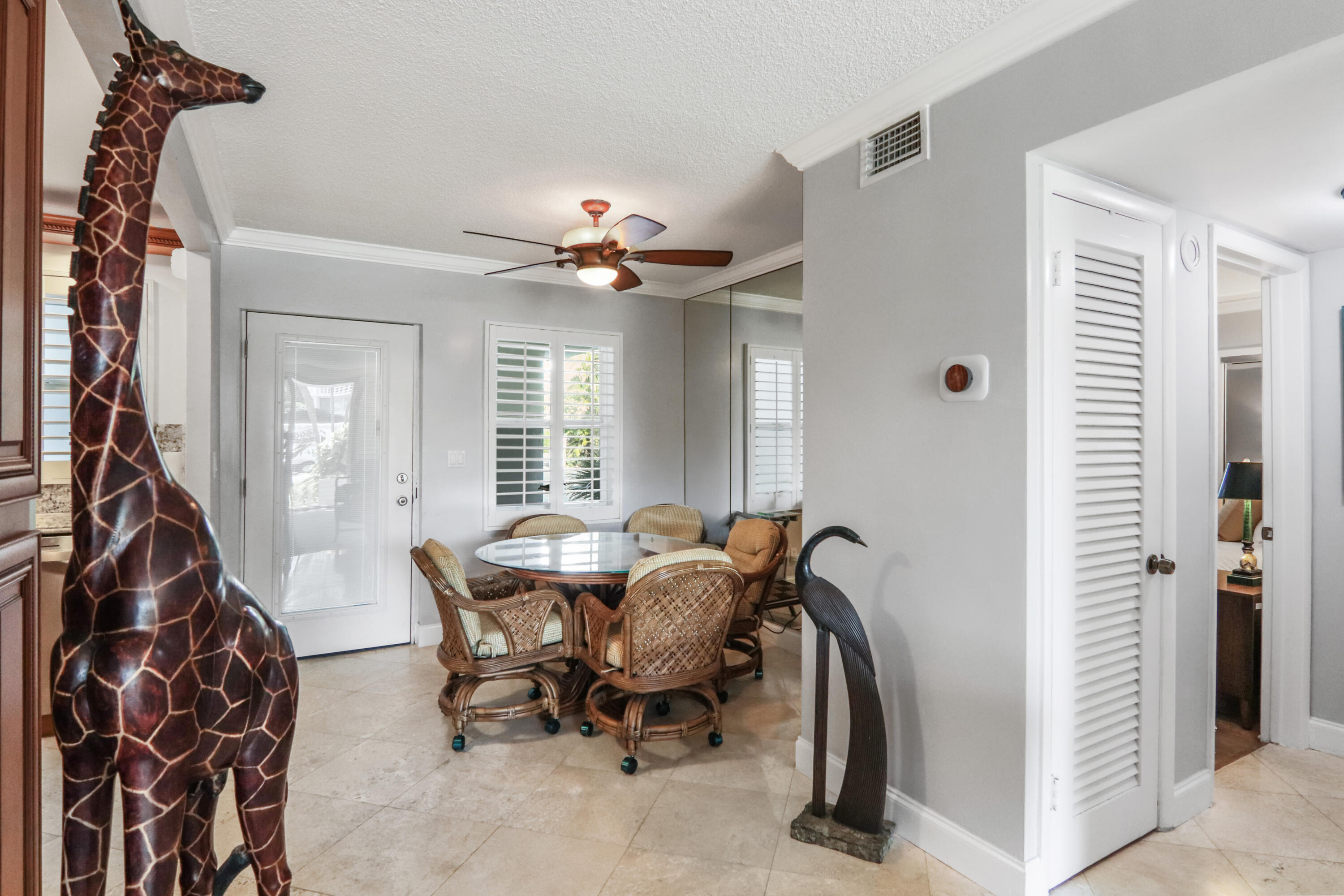 139 SUNRISE #101, Palm Beach FL 33480