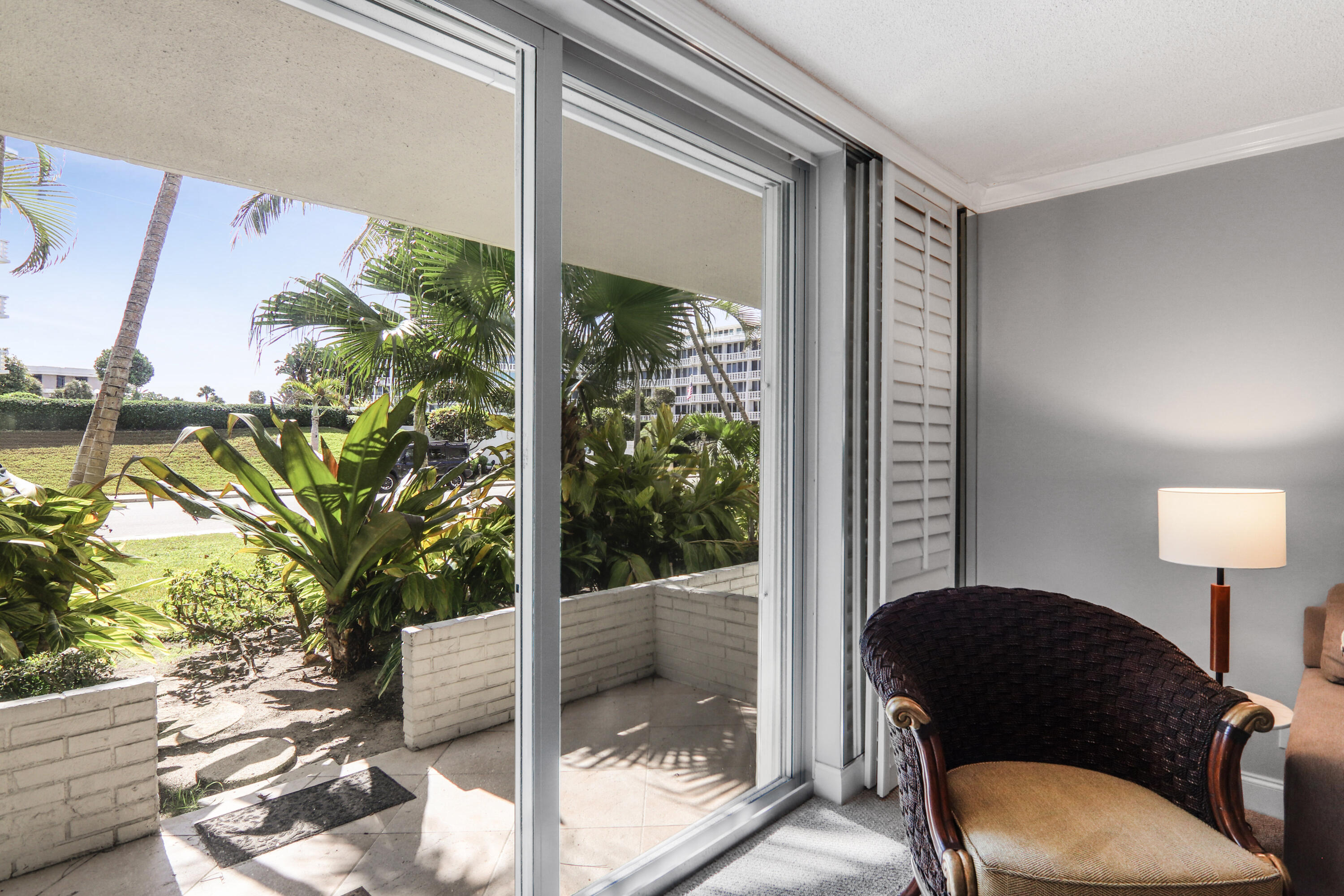 139 SUNRISE #101, Palm Beach FL 33480
