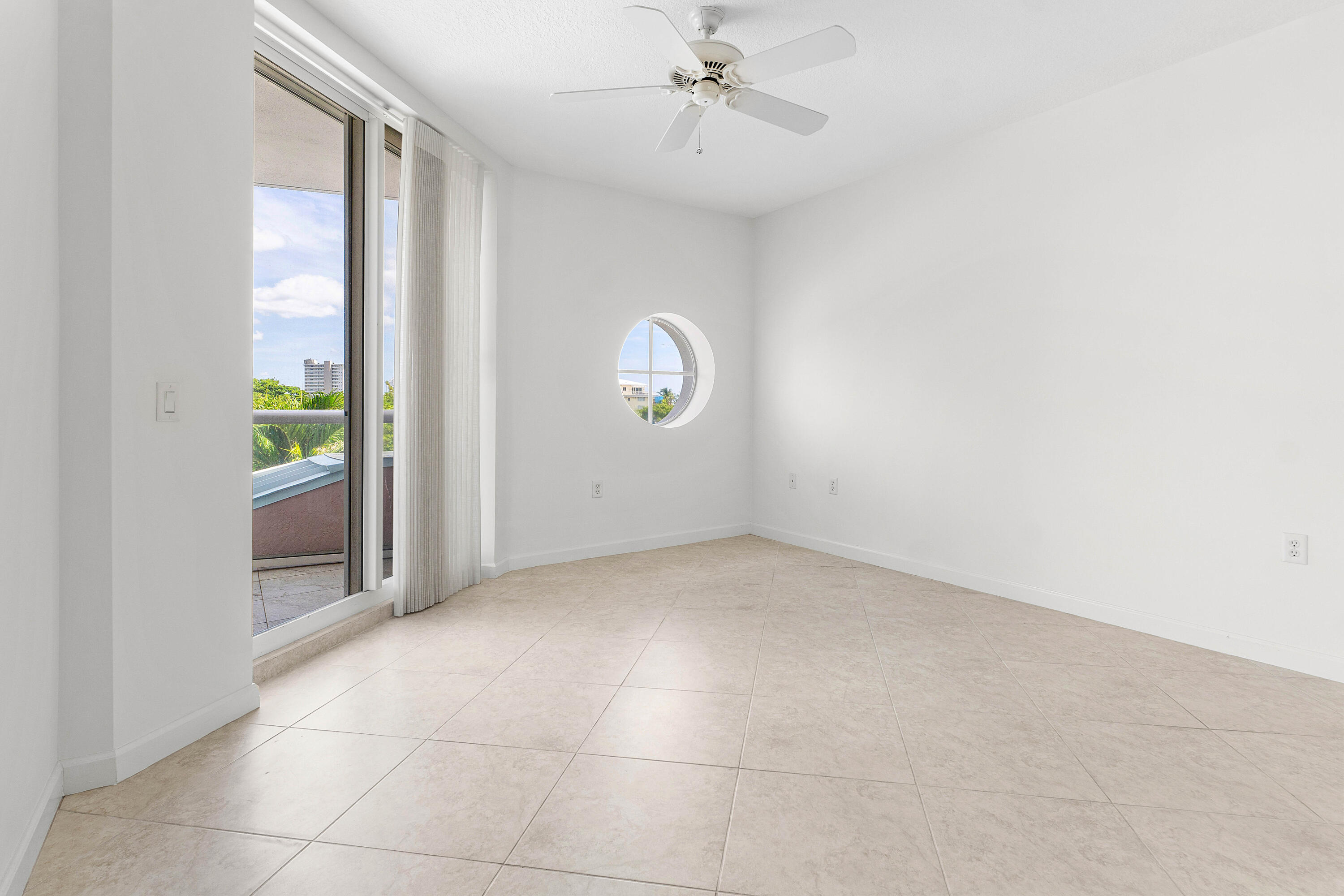 2051 SE 3rd #307, Deerfield Beach FL 33441