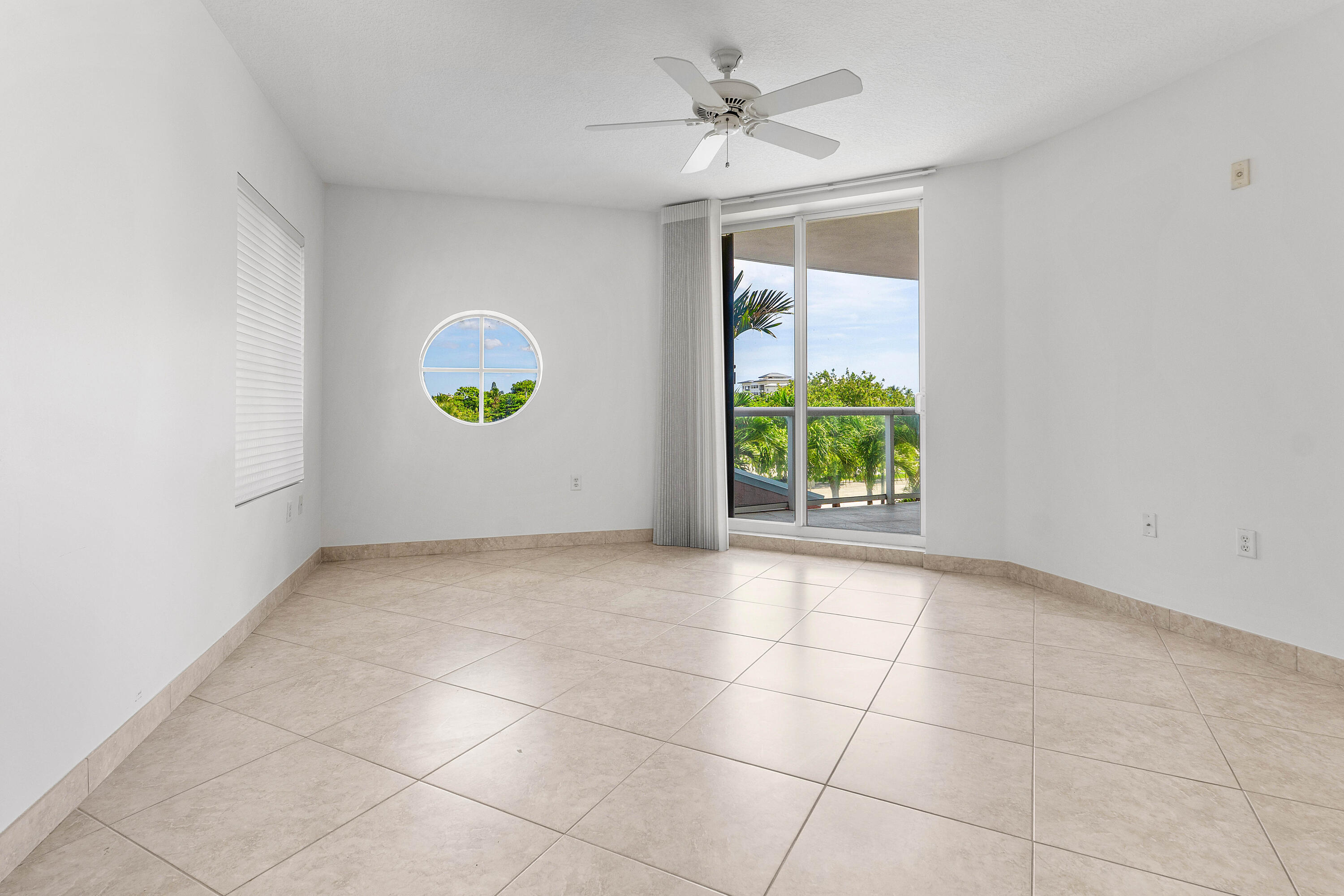 2051 SE 3rd #307, Deerfield Beach FL 33441
