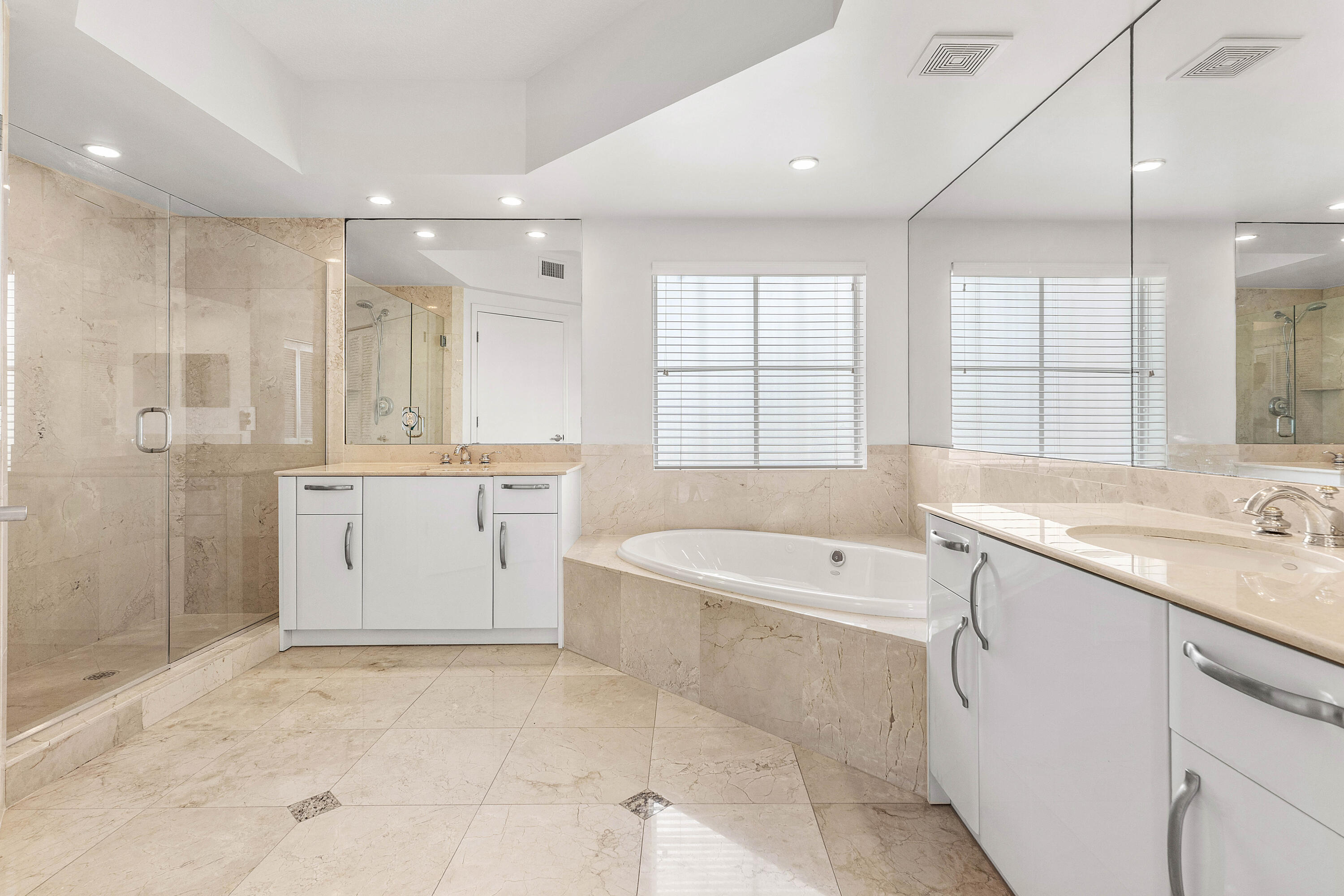 2051 SE 3rd #307, Deerfield Beach FL 33441