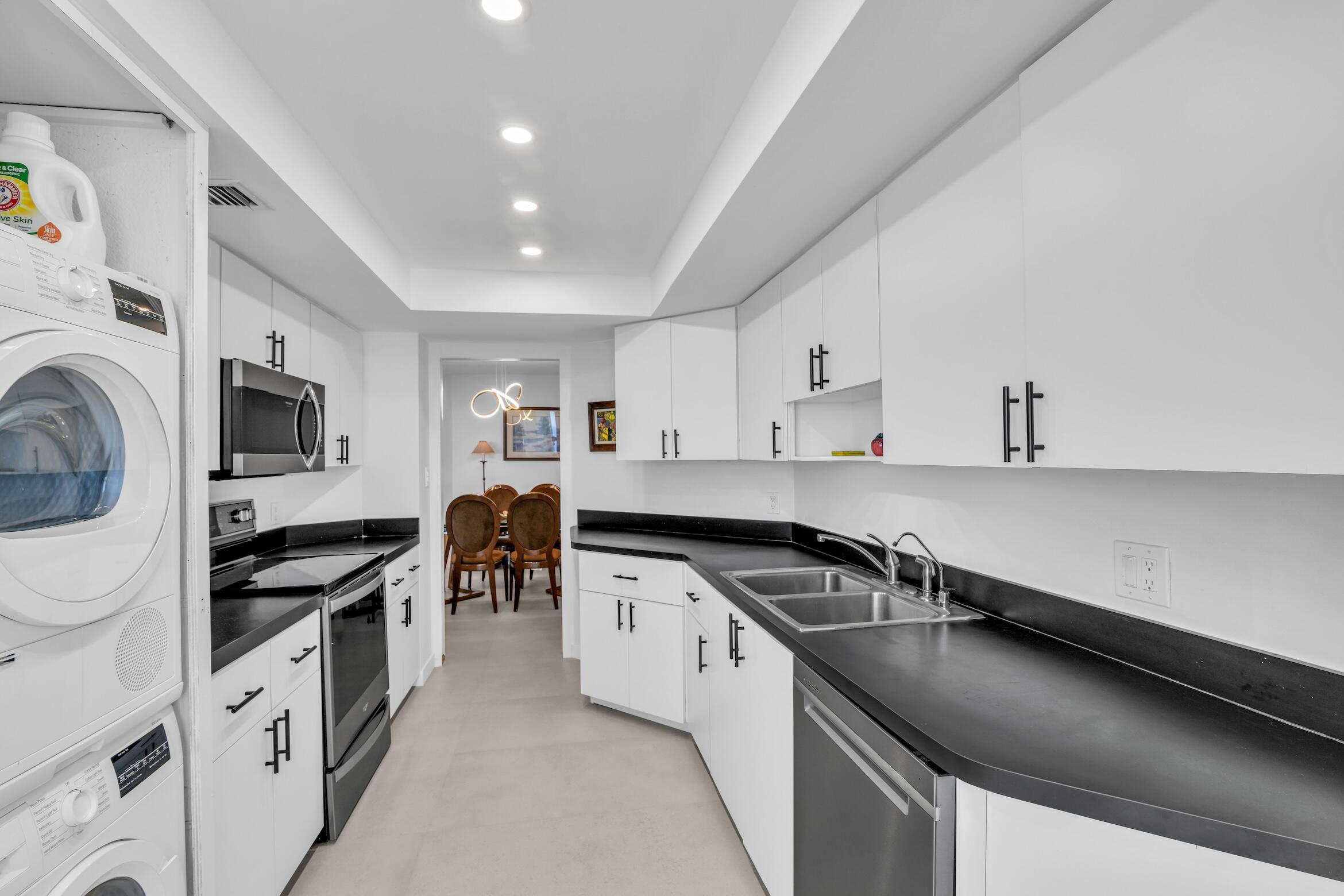 550 S Ocean #2105, Boca Raton FL 33432