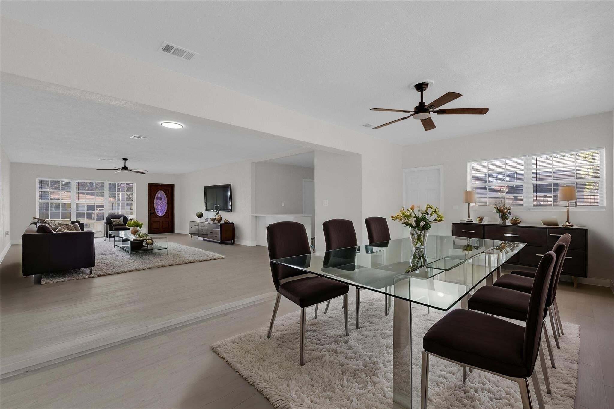 200 NW 33RD, Lauderhill FL 33311