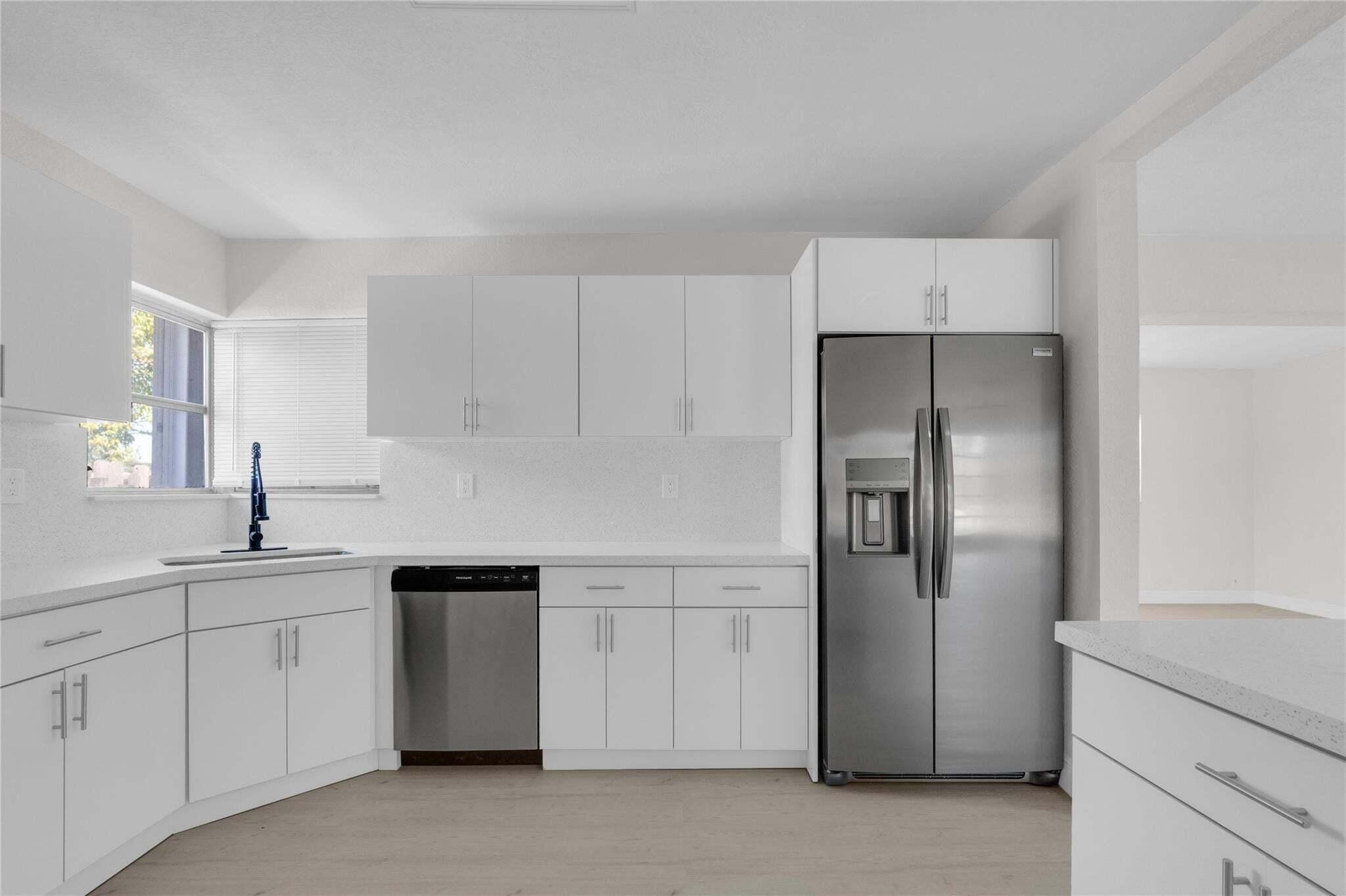200 NW 33RD, Lauderhill FL 33311