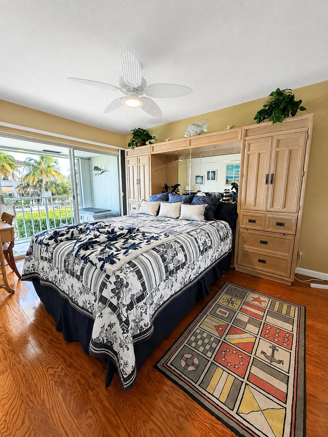 68 YACHT CLUB #22, North Palm Beach FL 33408