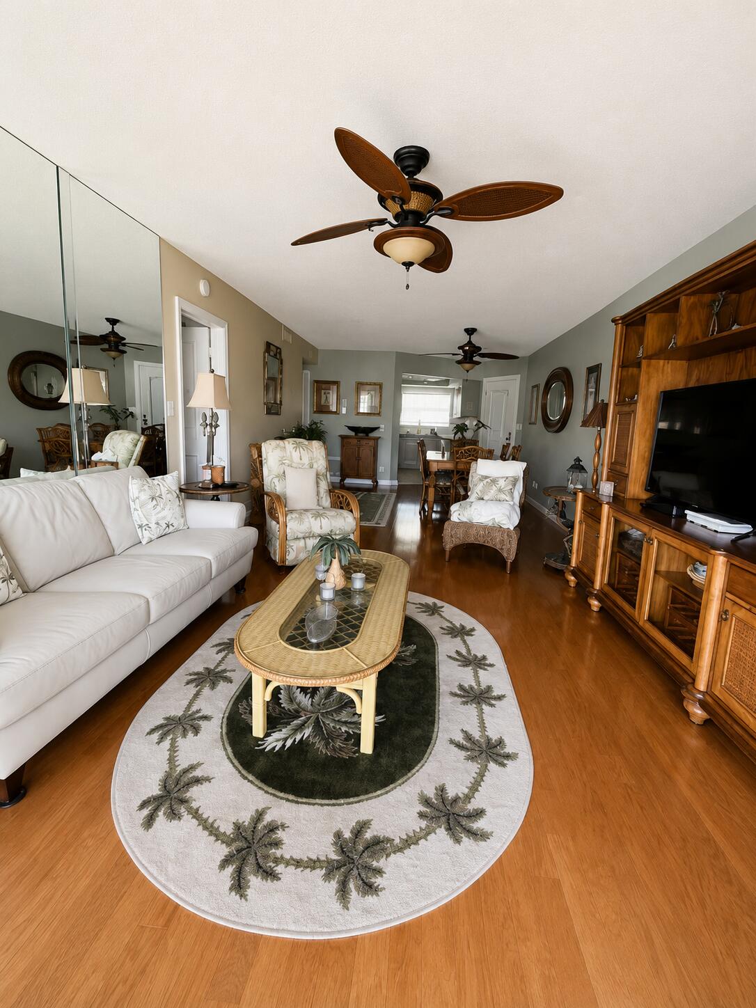 68 YACHT CLUB #22, North Palm Beach FL 33408