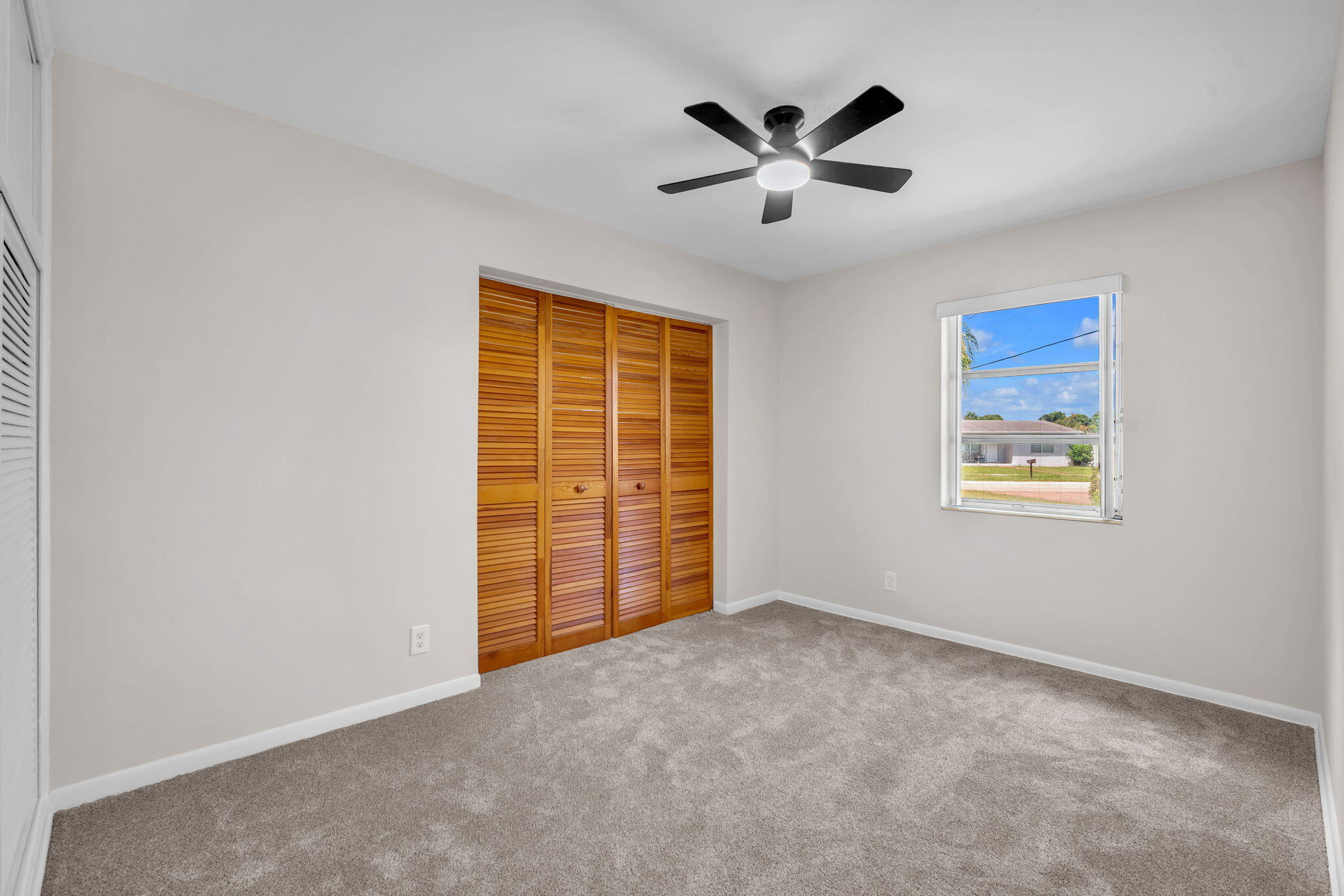 145 Greenbrier, Palm Springs FL 33461