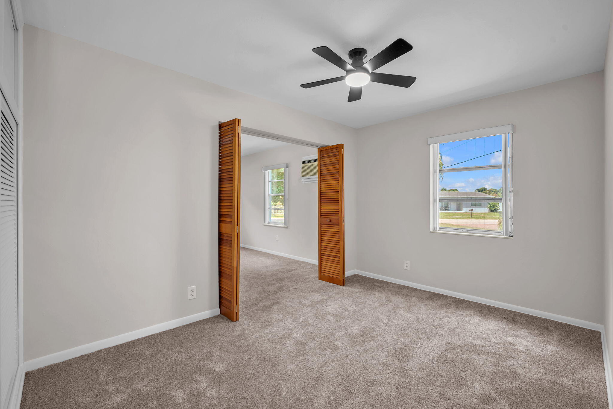 145 Greenbrier, Palm Springs FL 33461
