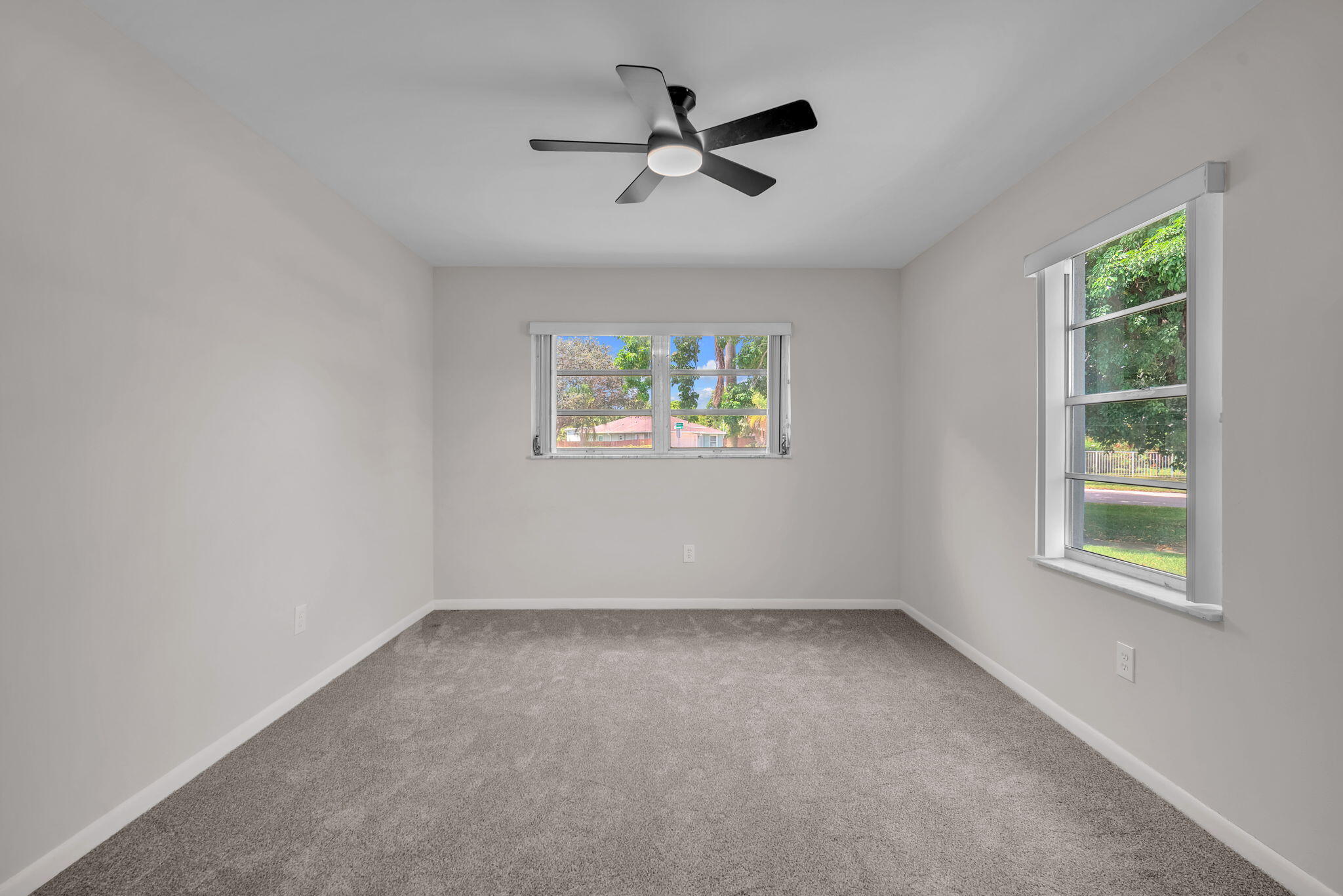 145 Greenbrier, Palm Springs FL 33461